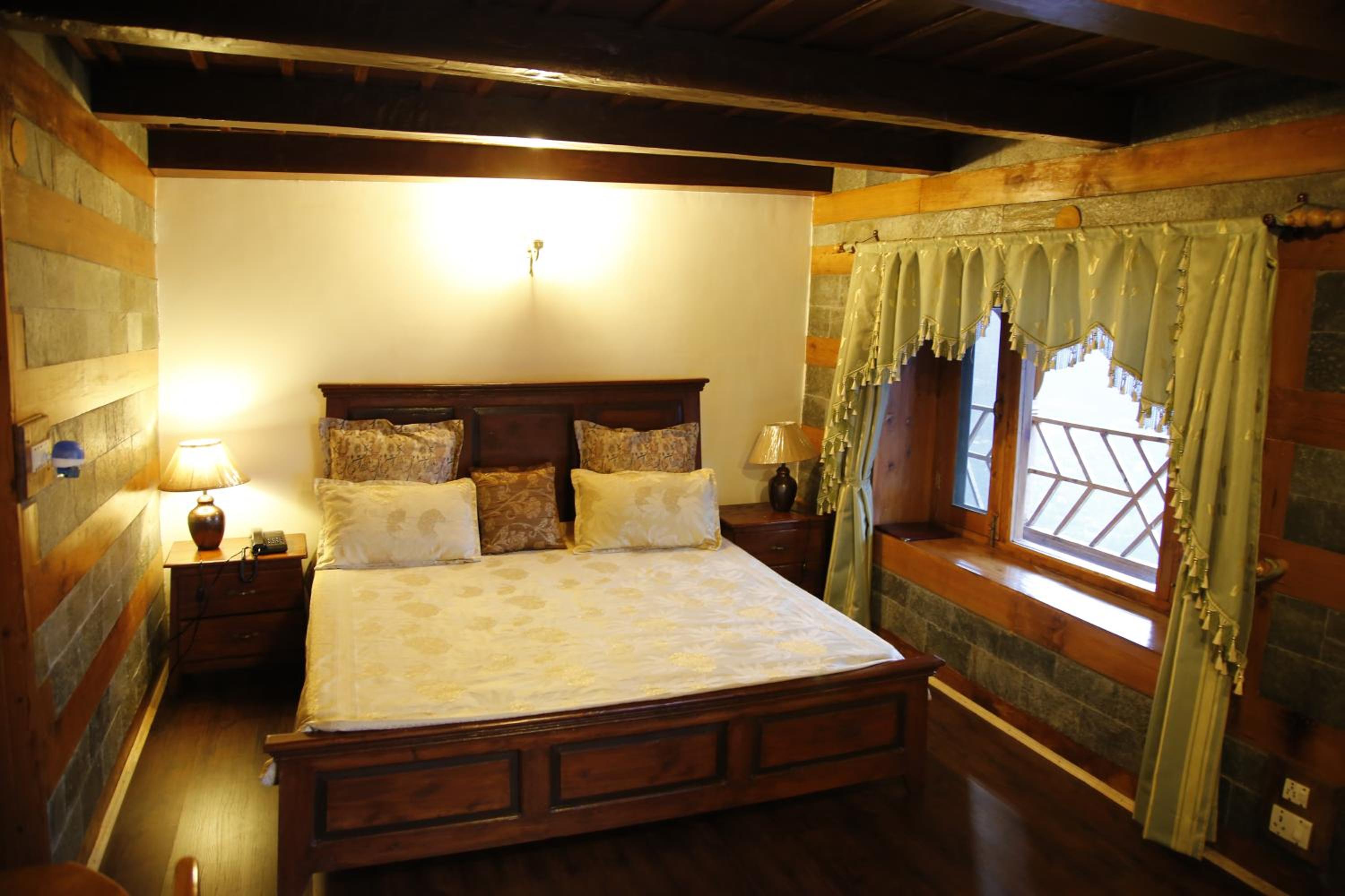Himalayan Kothi ,Kais, Kullu Manali