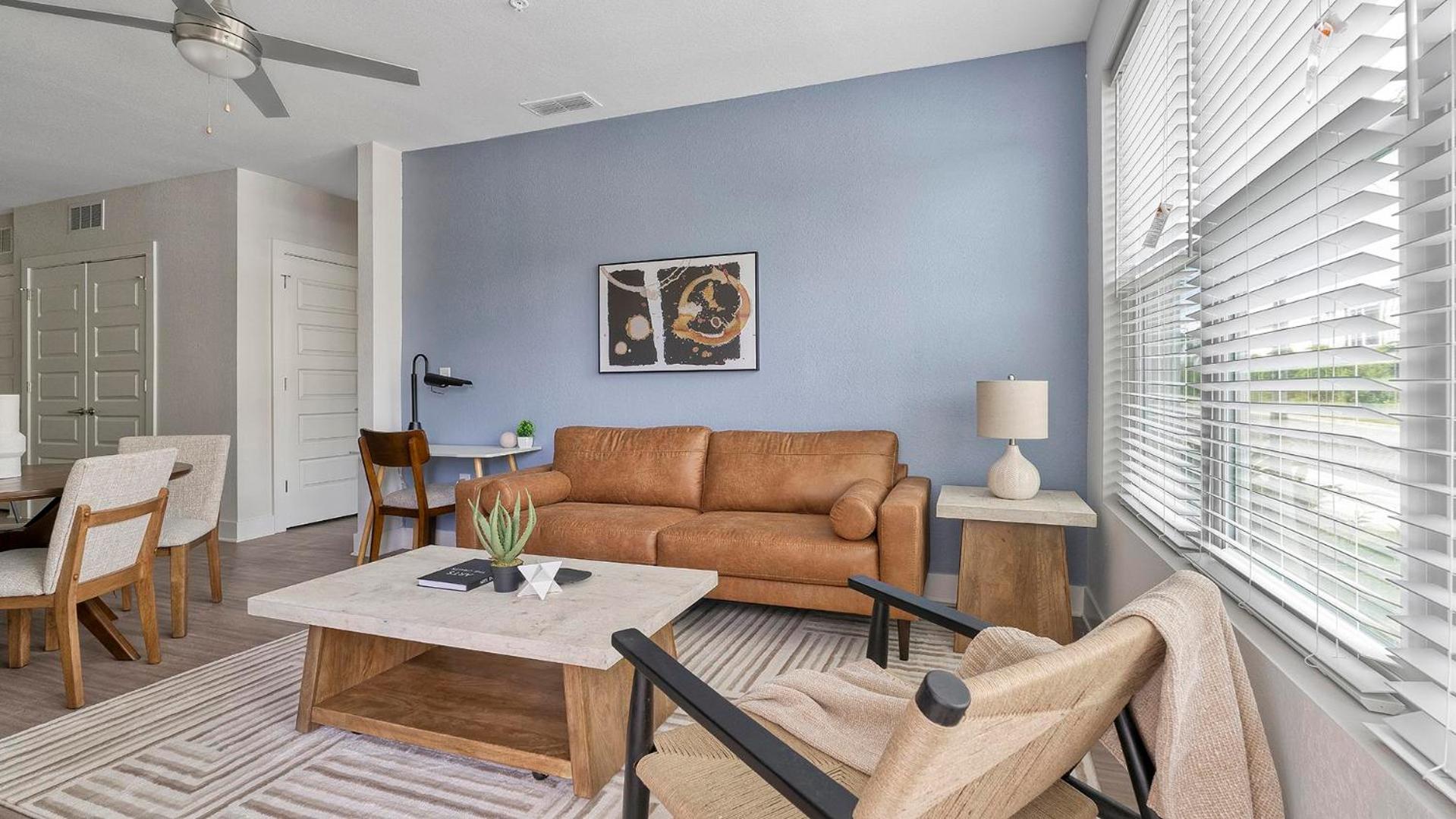 Landing Stunning 1BD Gym