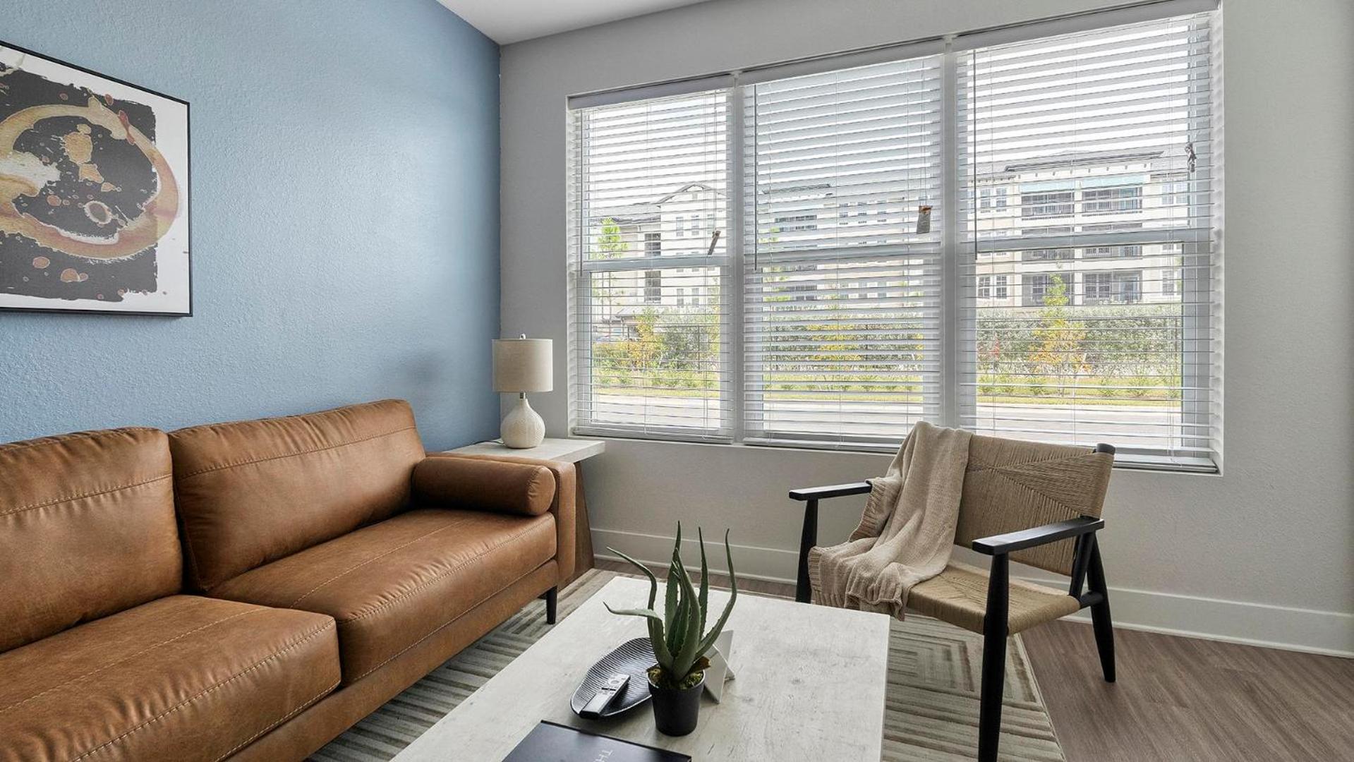 Landing Stunning 1BD Gym