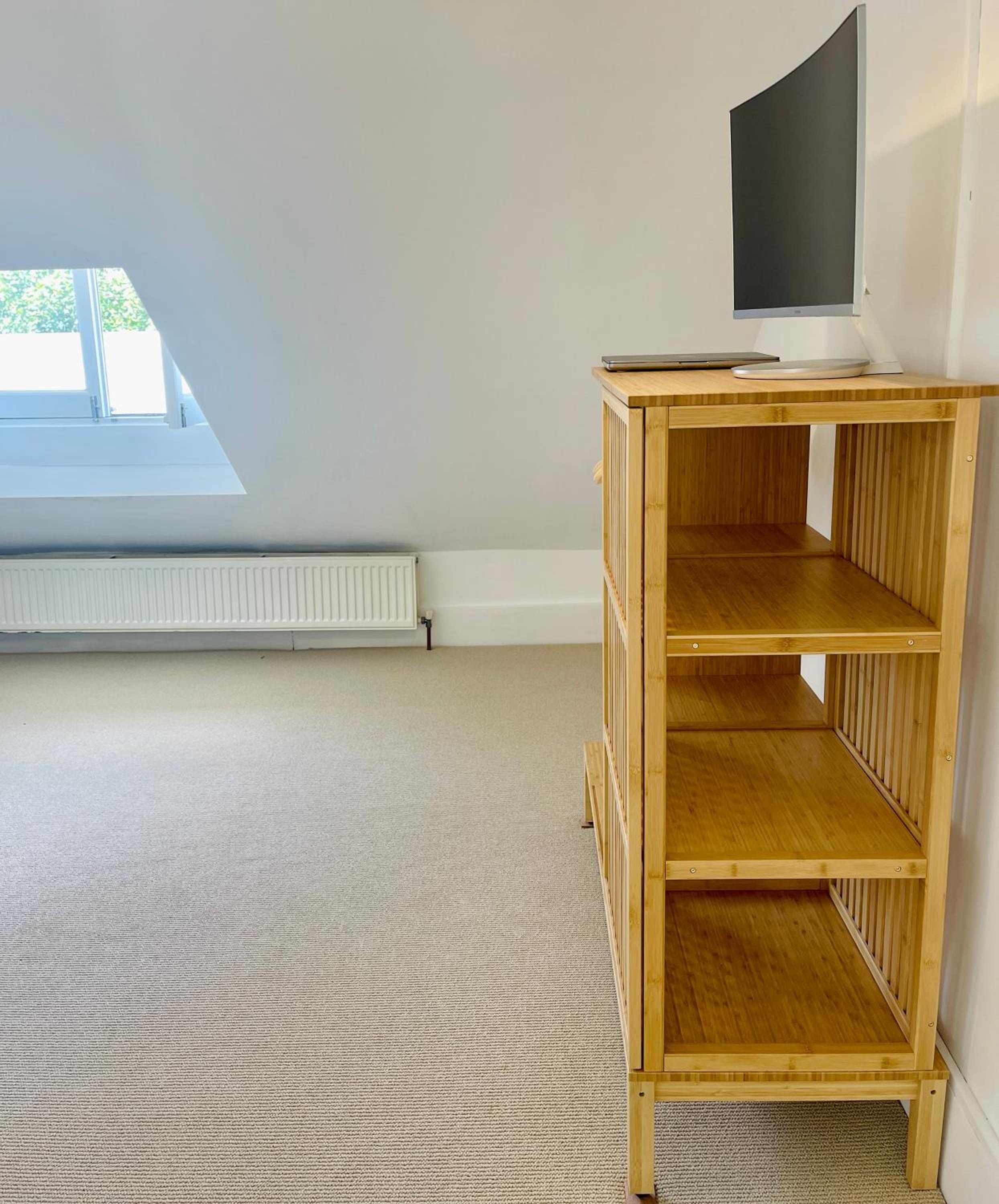 Spacious & Cosy Central London 3-bed Victoria TownHouse, with Private Garden