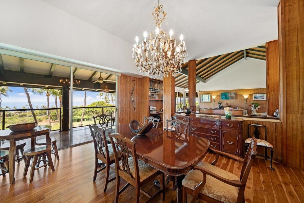 Hale Kalapu · Large Home 180° Ocean Views Walk2Beach Hale Kalapu