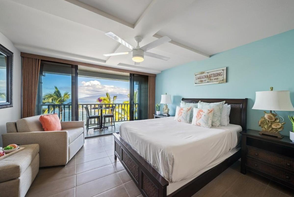 Lahaina Shores 523 · LS 523 Direct Beachfront Studio with Stunni