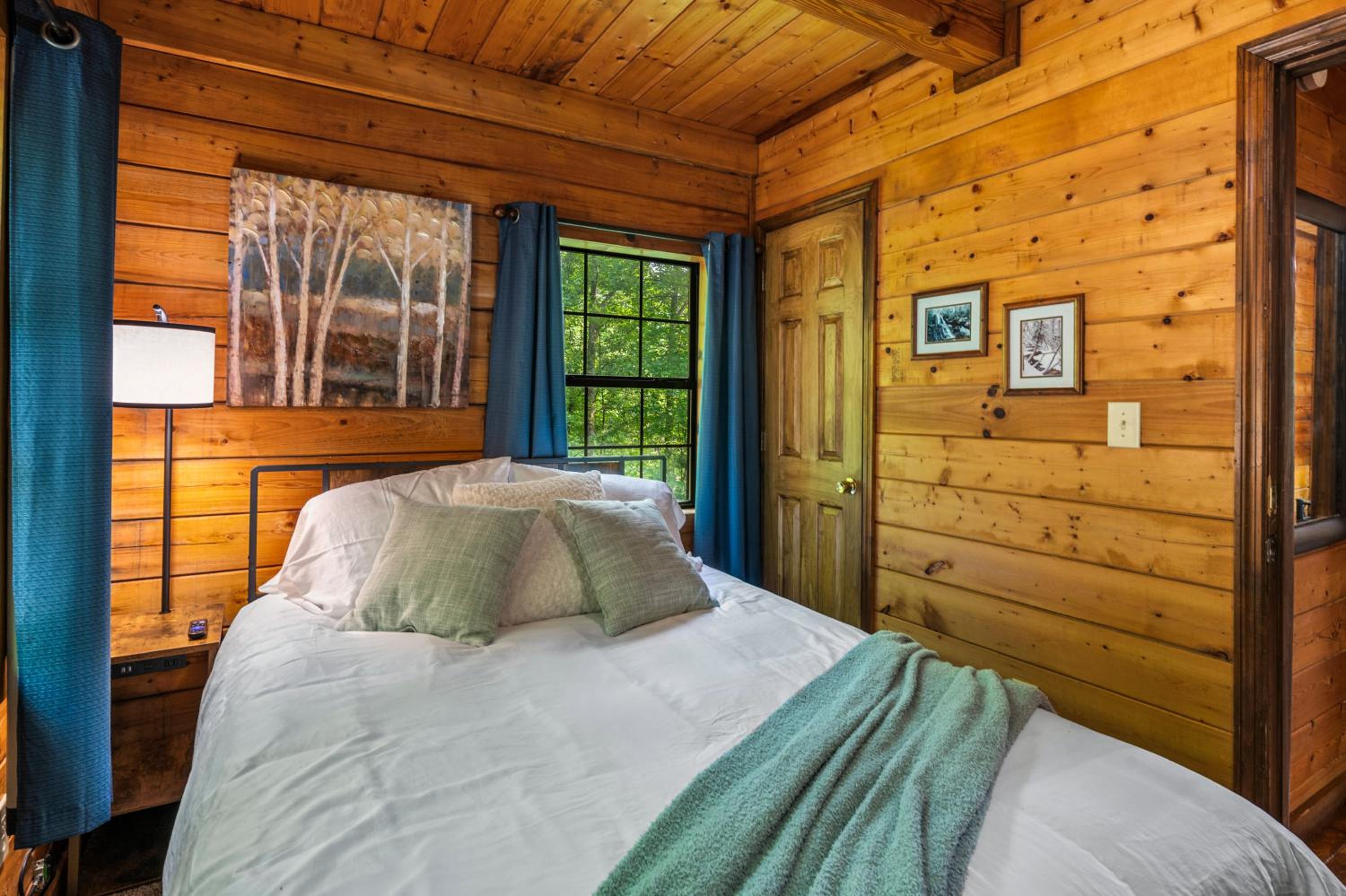 Escape to A Beautiful View - Your Mountain Retreat