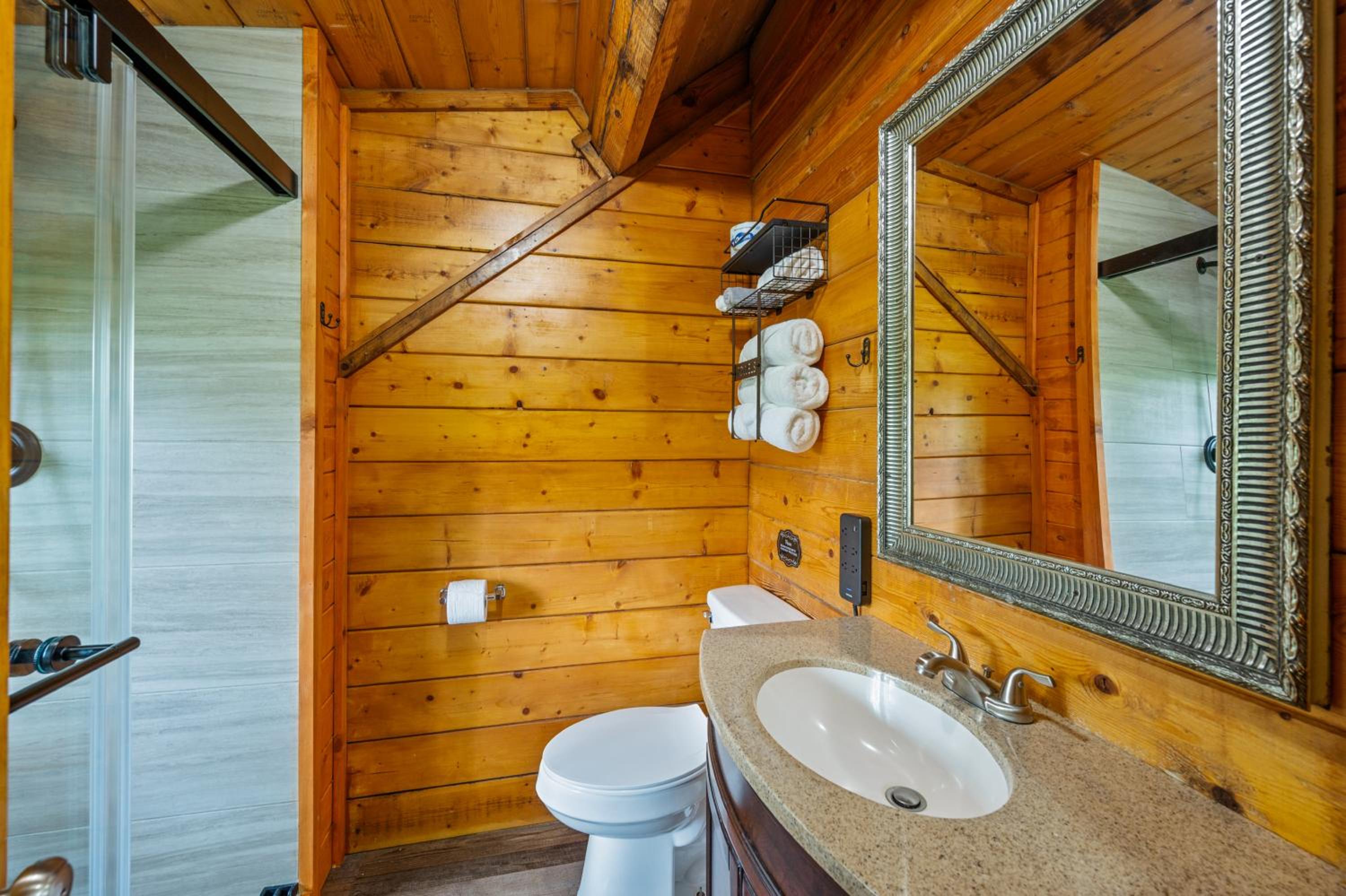 Escape to A Beautiful View - Your Mountain Retreat