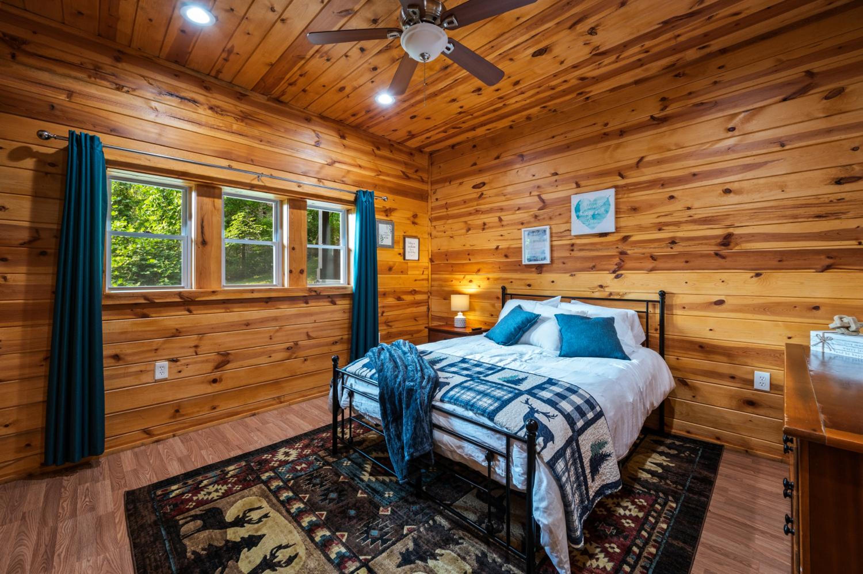 Escape to A Beautiful View - Your Mountain Retreat