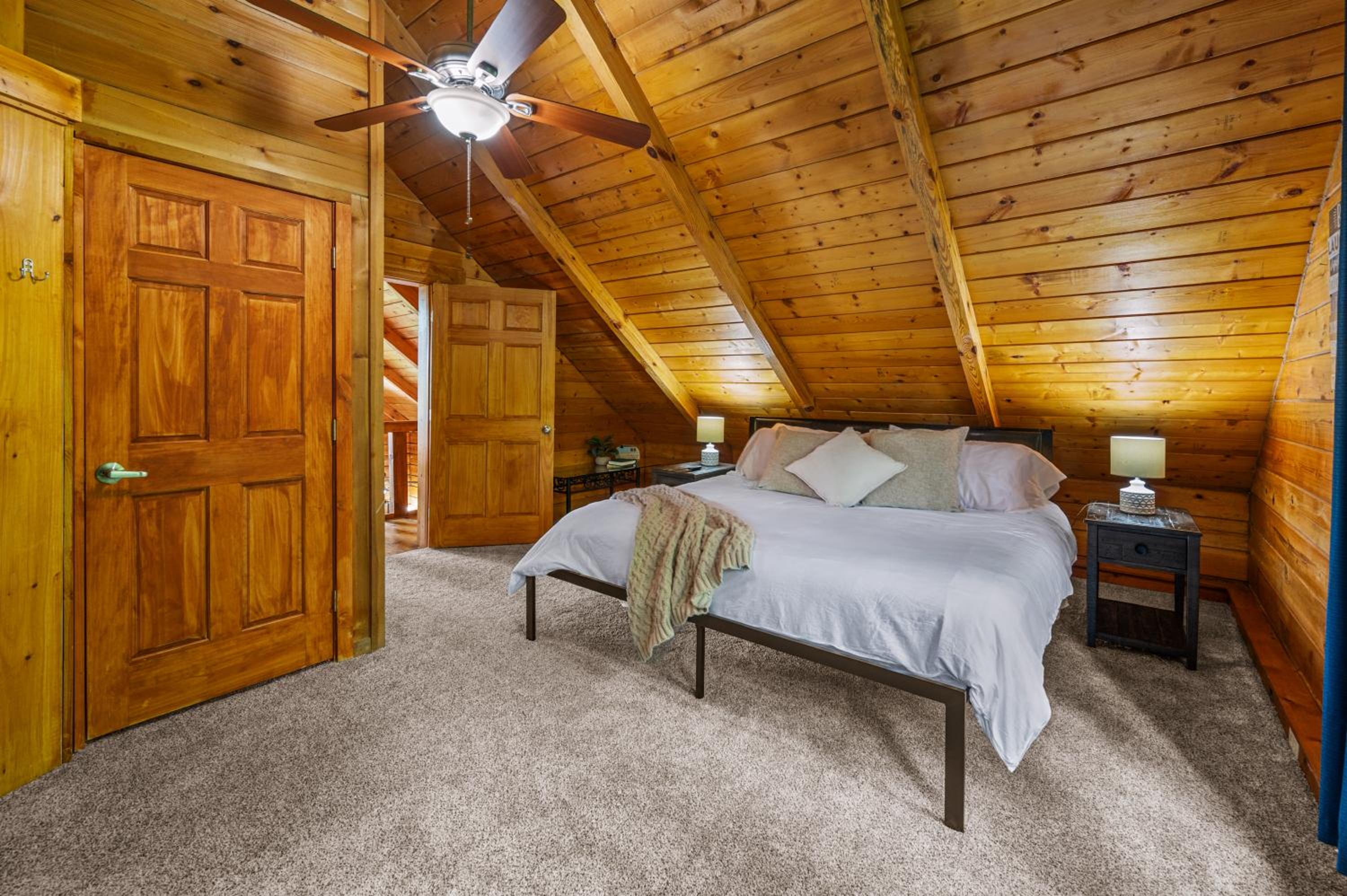 Escape to A Beautiful View - Your Mountain Retreat