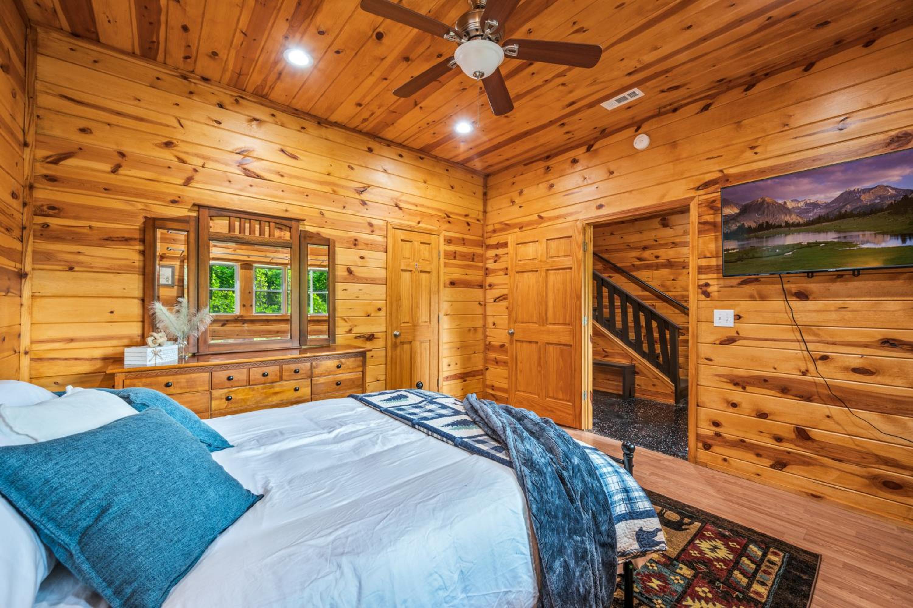 Escape to A Beautiful View - Your Mountain Retreat
