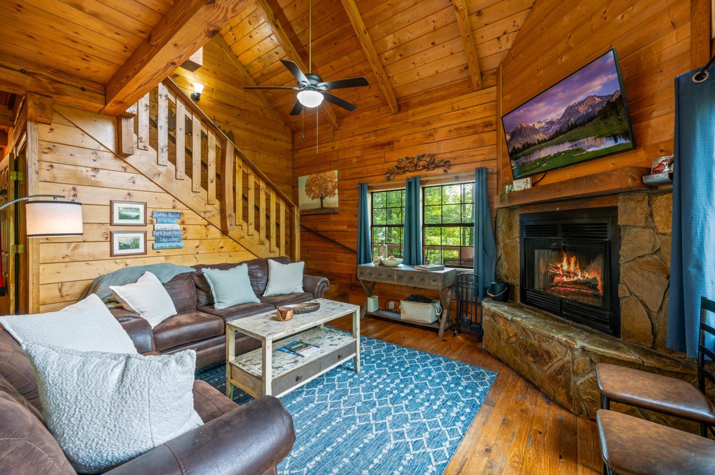 Escape to A Beautiful View - Your Mountain Retreat