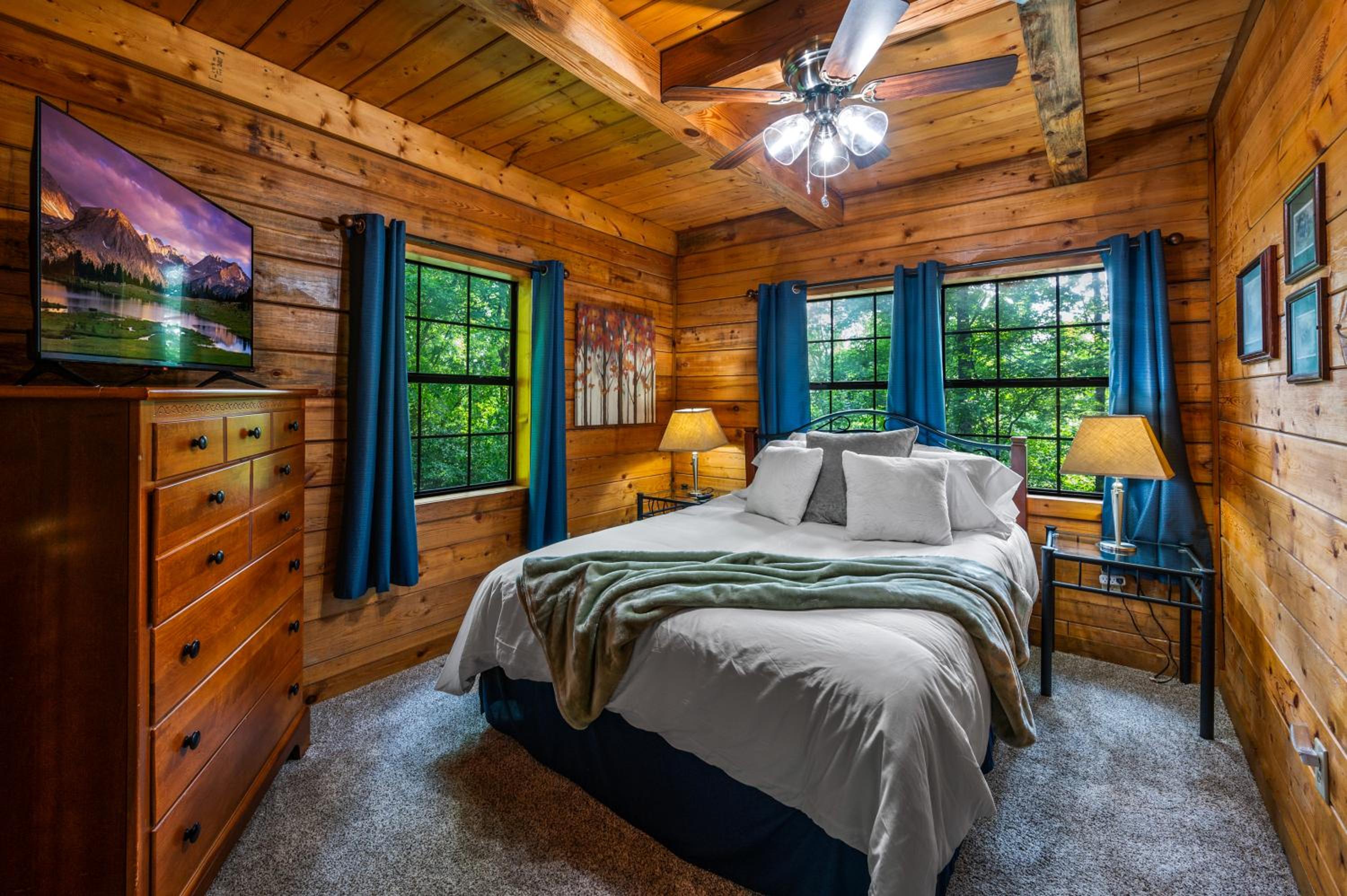Escape to A Beautiful View - Your Mountain Retreat