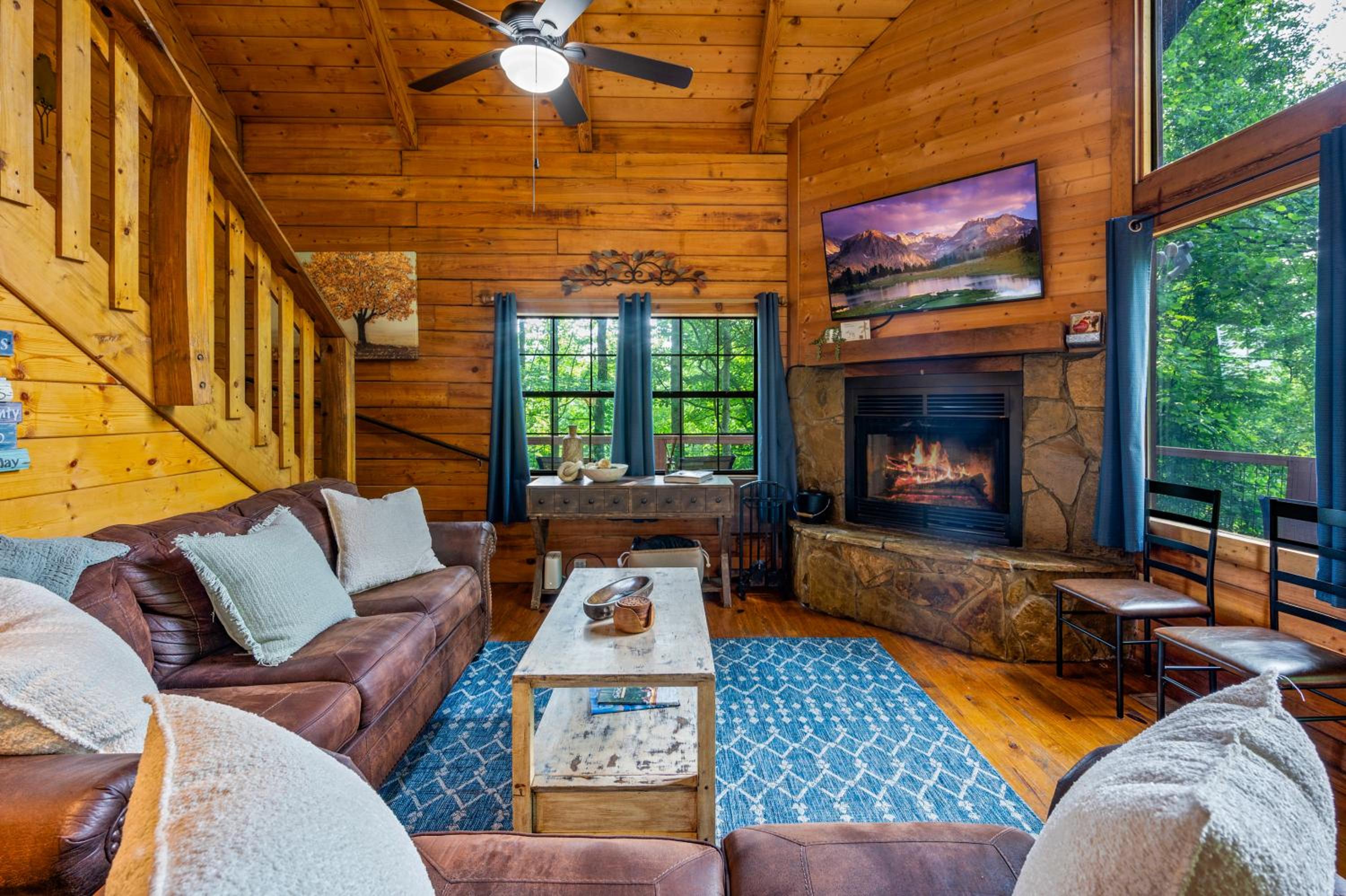 Escape to A Beautiful View - Your Mountain Retreat