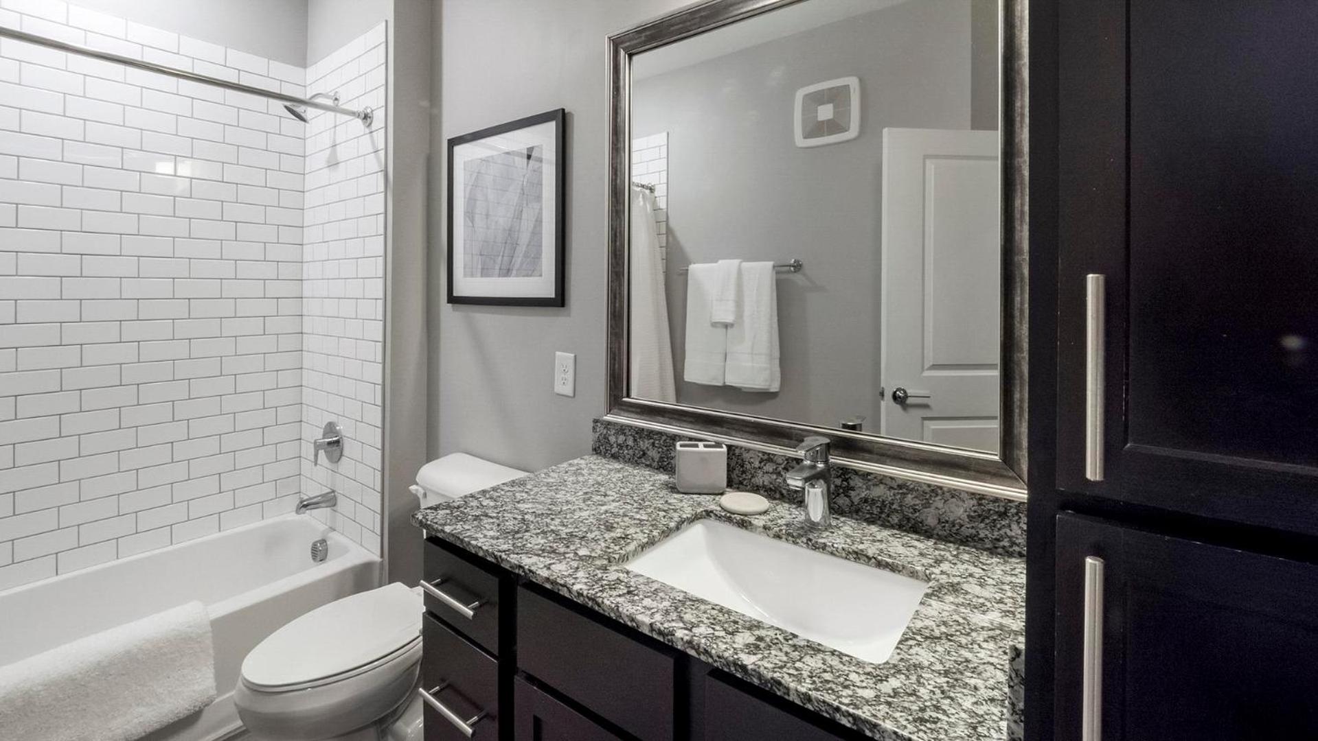 Landing Incredible 1BD Pool Gym