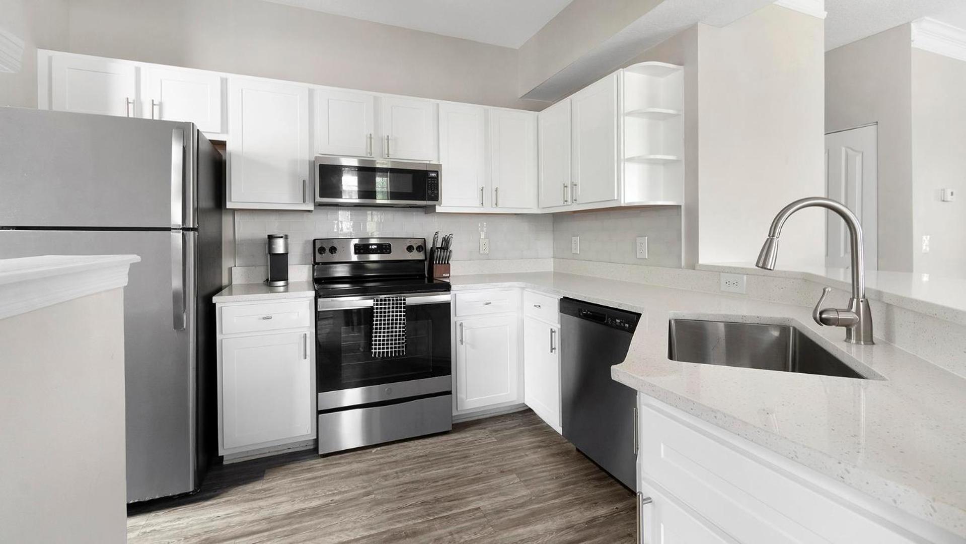 Landing Apartments Jacksonville - Windy Hill