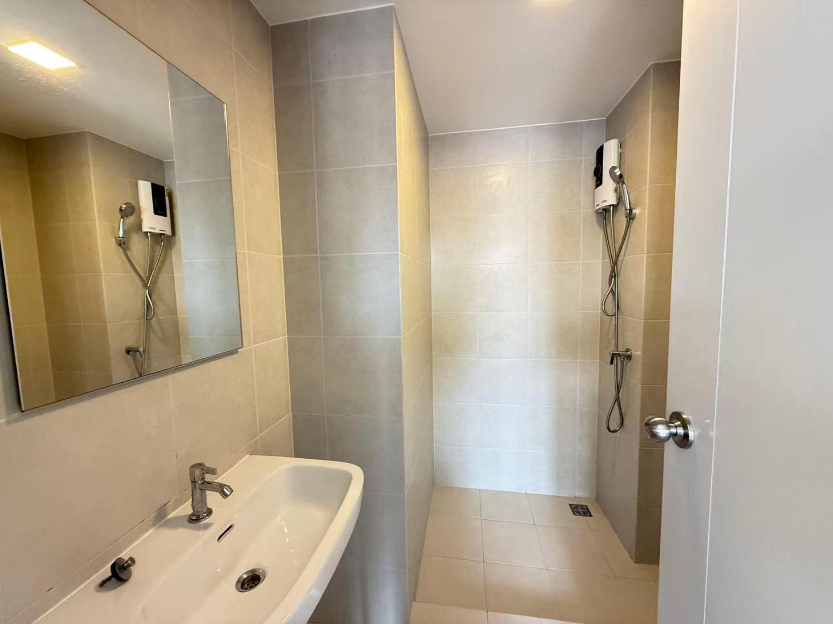 Chic Vay Central Pattaya Condo