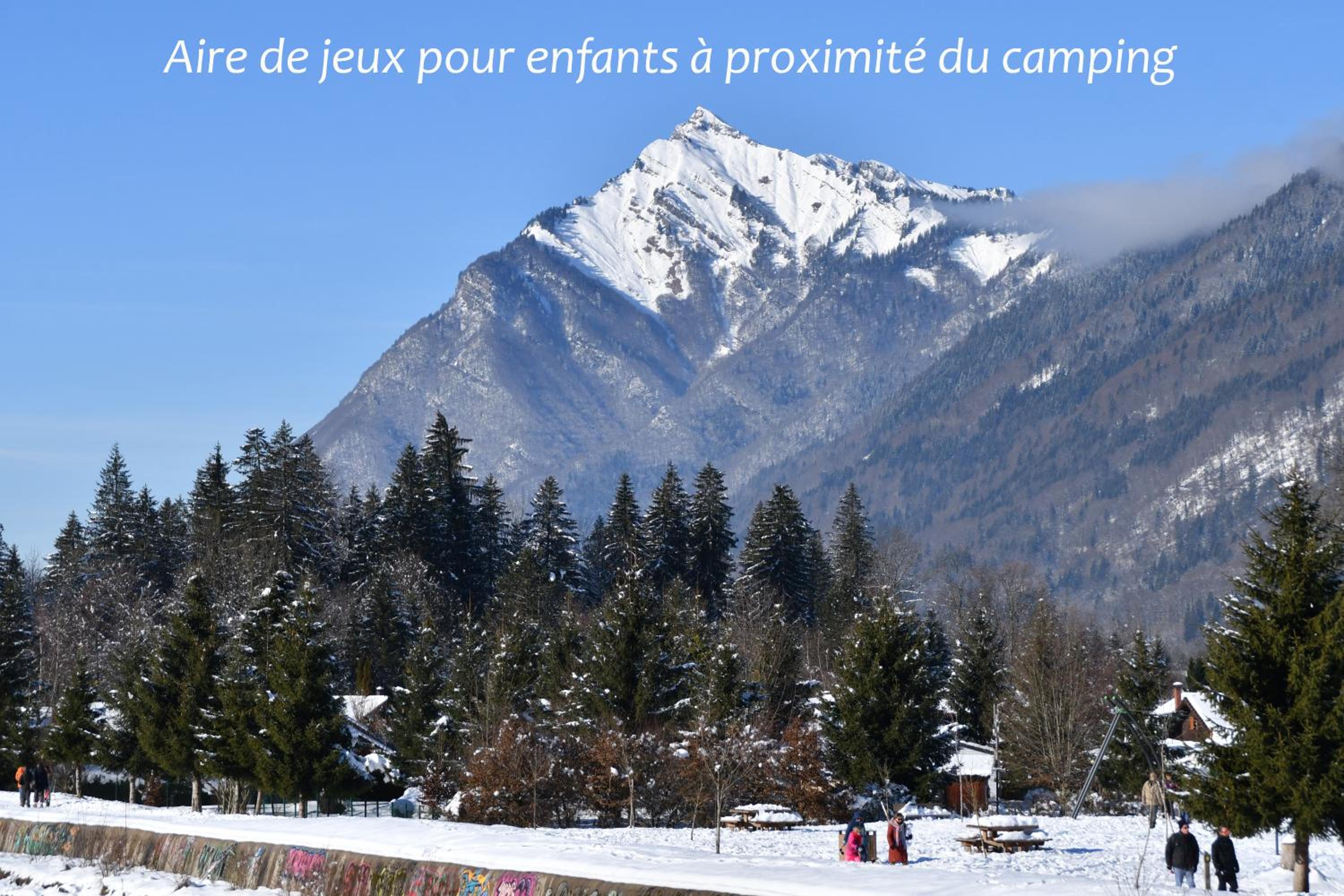 VERCHAIX - LA COMBE - Entre lacs et montagnes