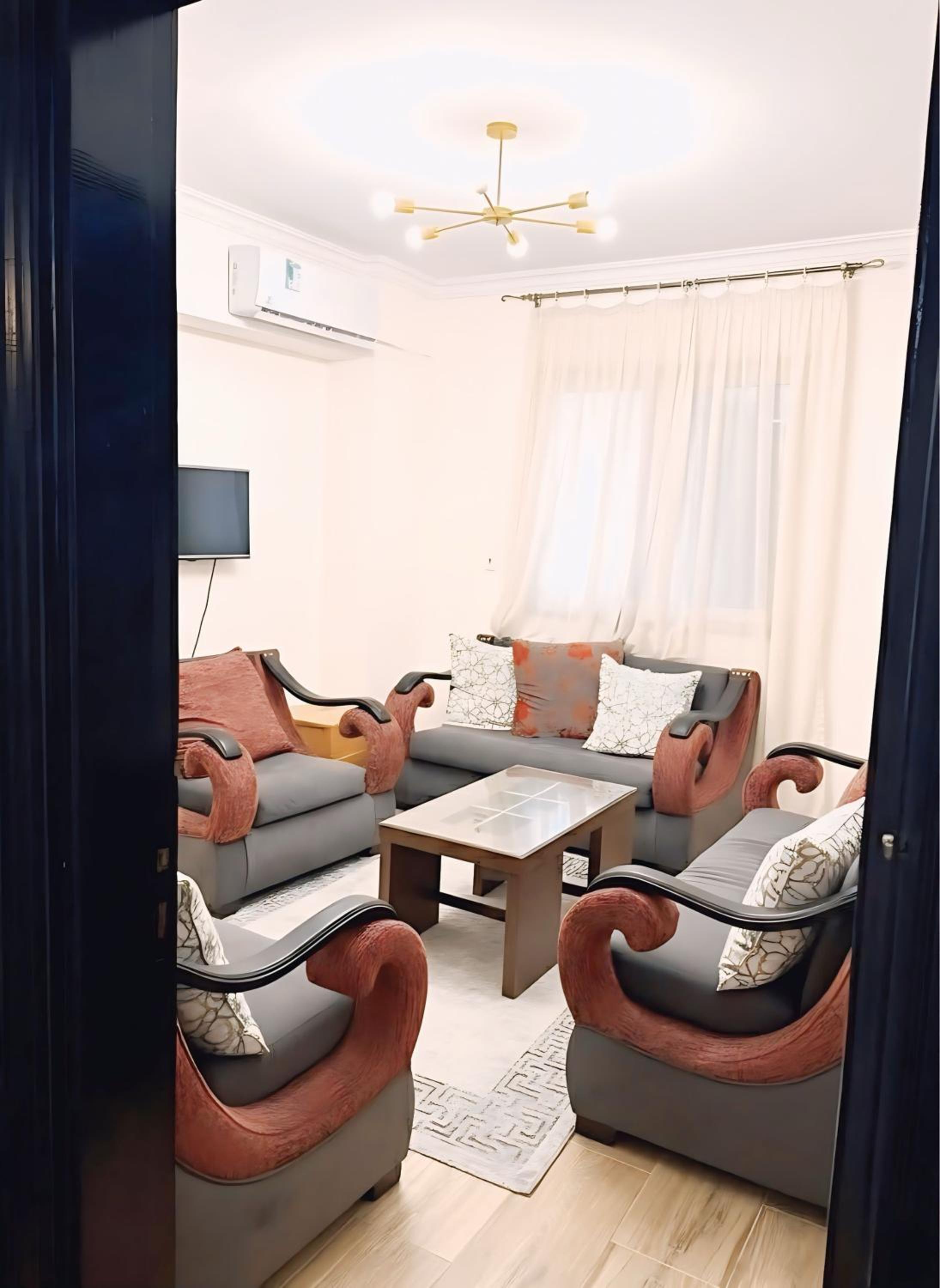 Elegant Apartment at Zayed Compound