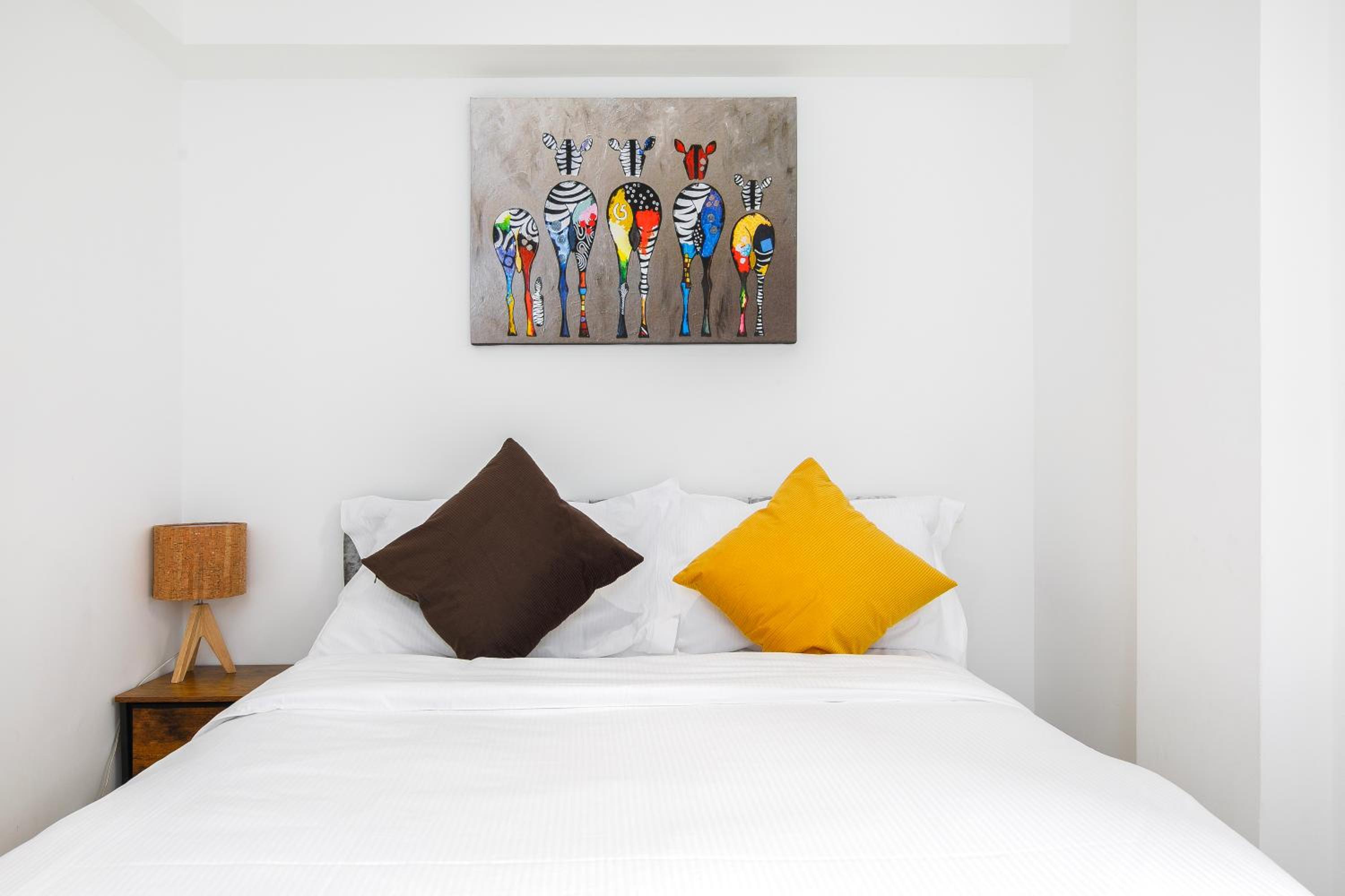 2 Bedroom, 2 Bathroom Apartment with Roof Terrace in Hoxton Shoreditch