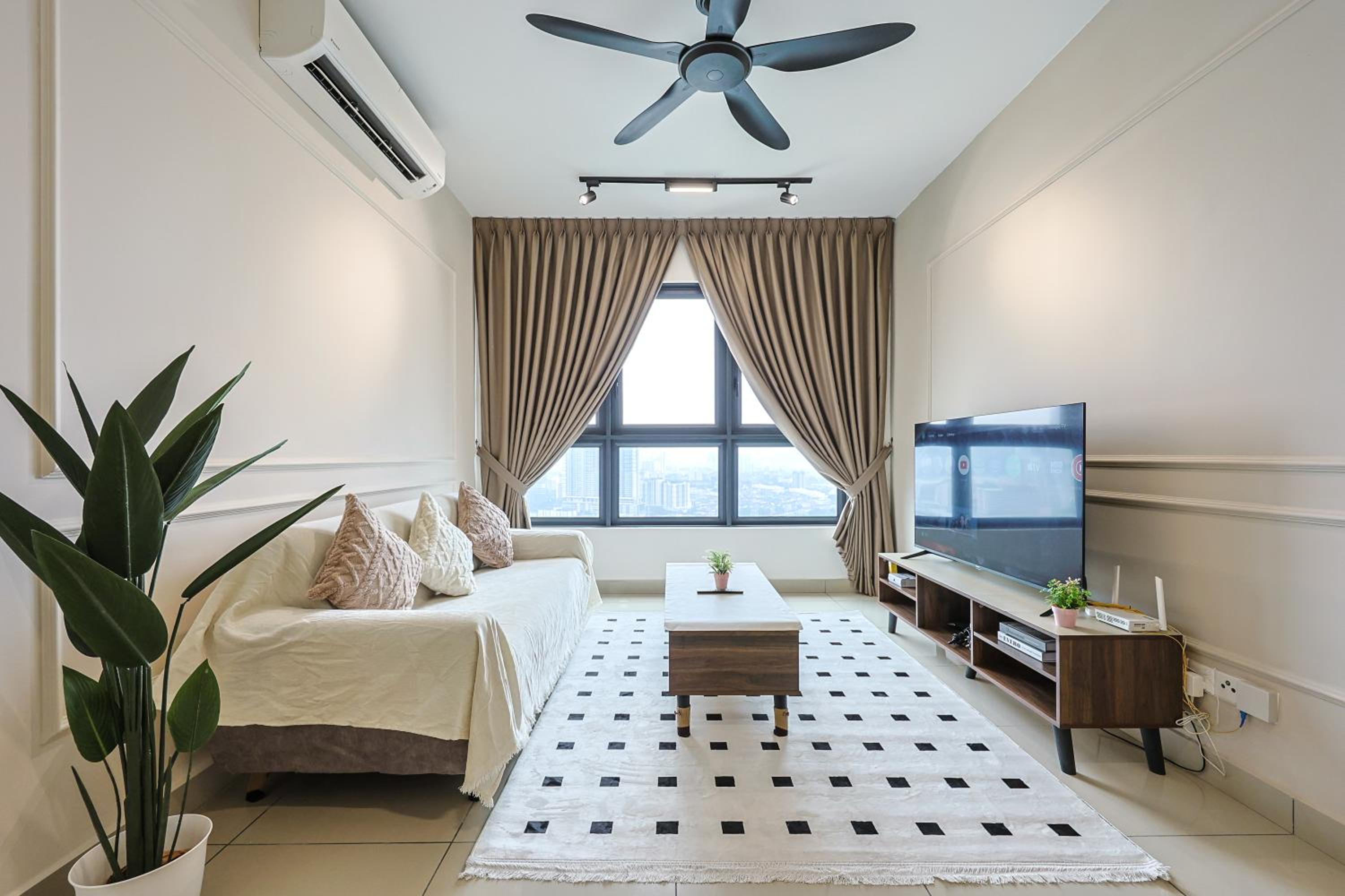 M Vertica KL City Residences by Vivid Stay