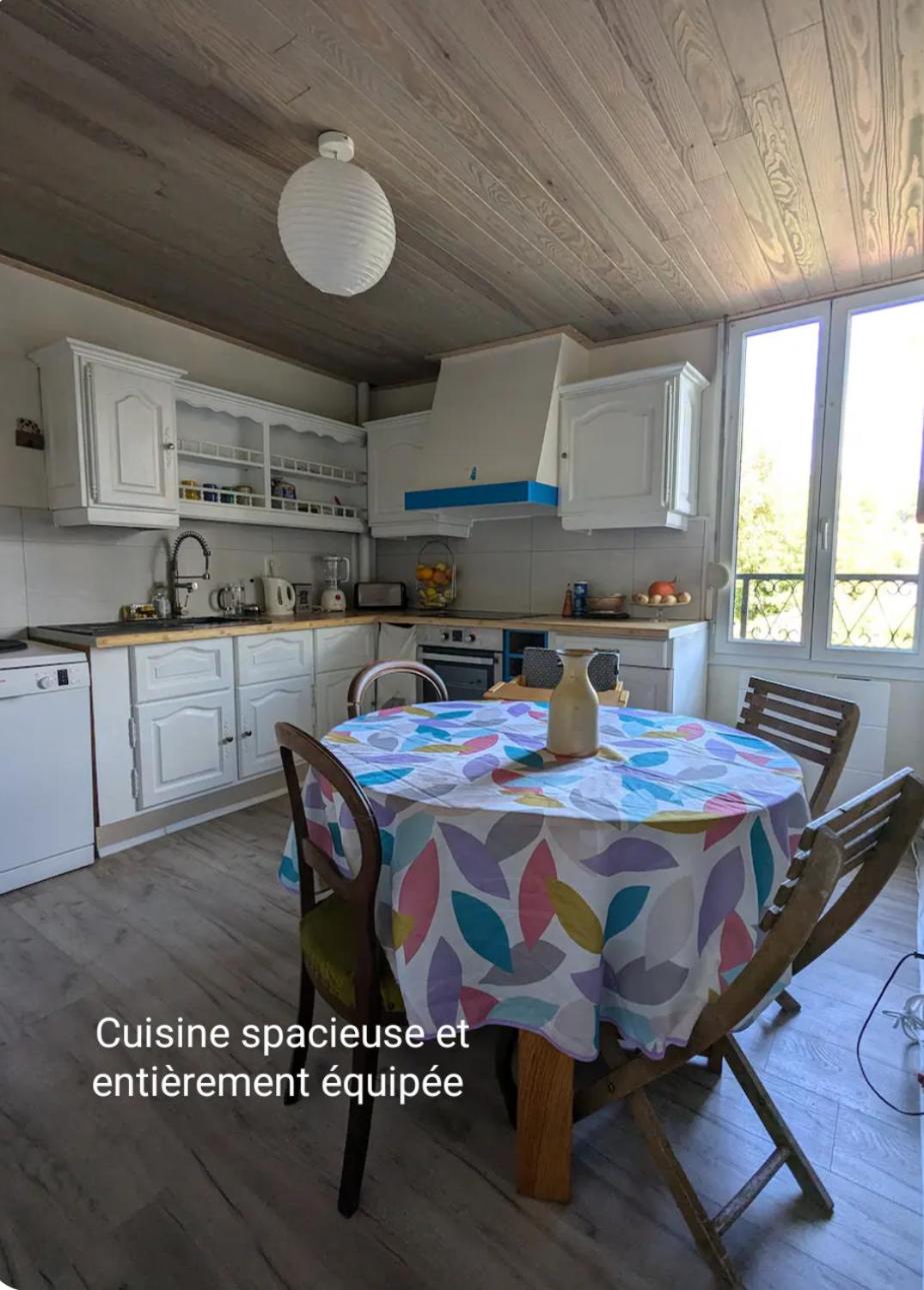 Spacieux apt avec terrasse proche plage