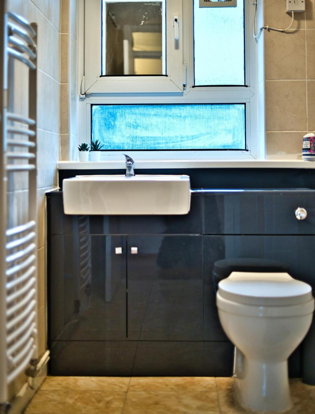 Stylish Stratford London E15 Stay Sleeps 5 Near Tube and City