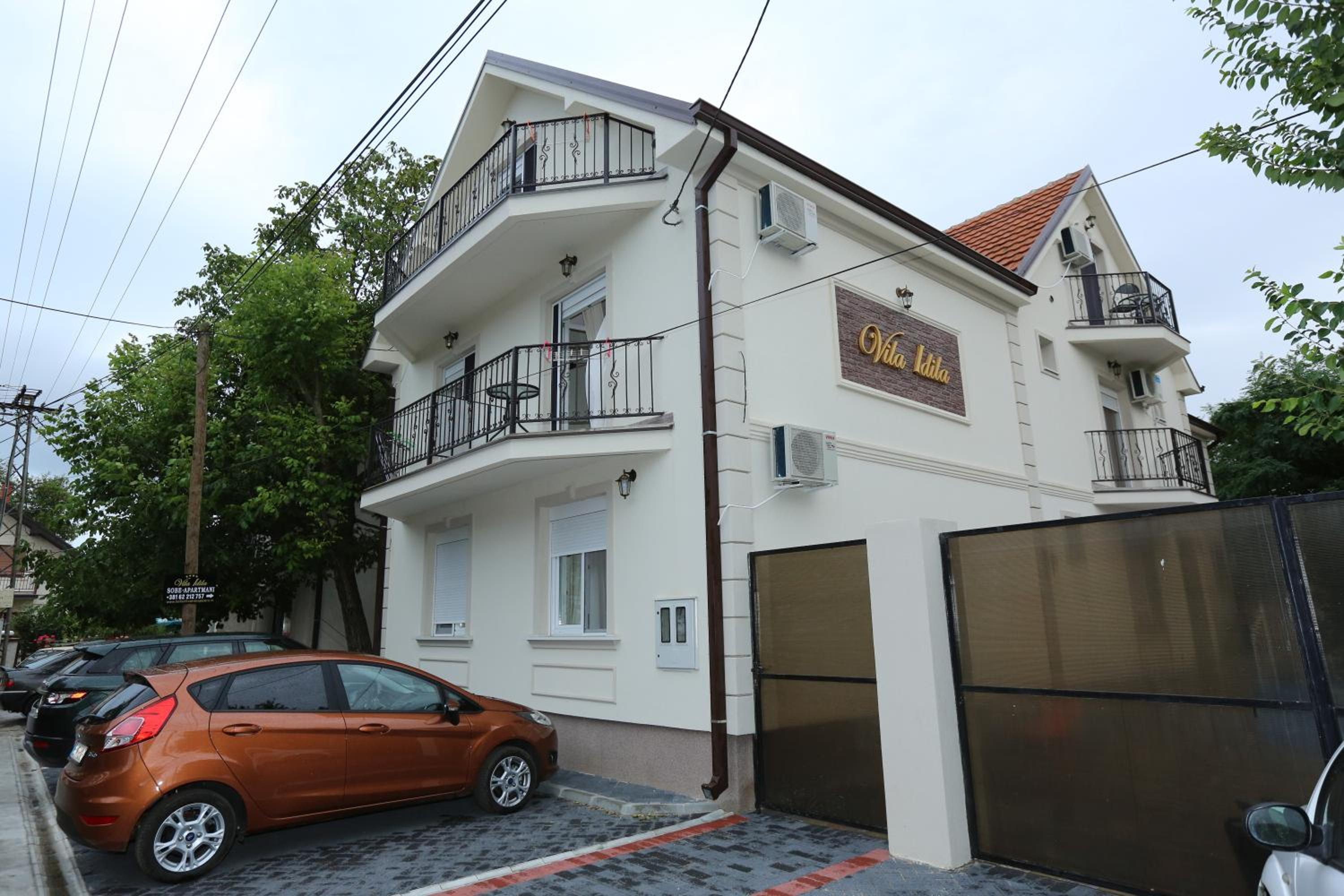 Apartments Idila
