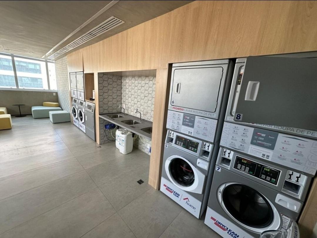 Studio Elegante & Moderno com Mezanino No Coração de Moema