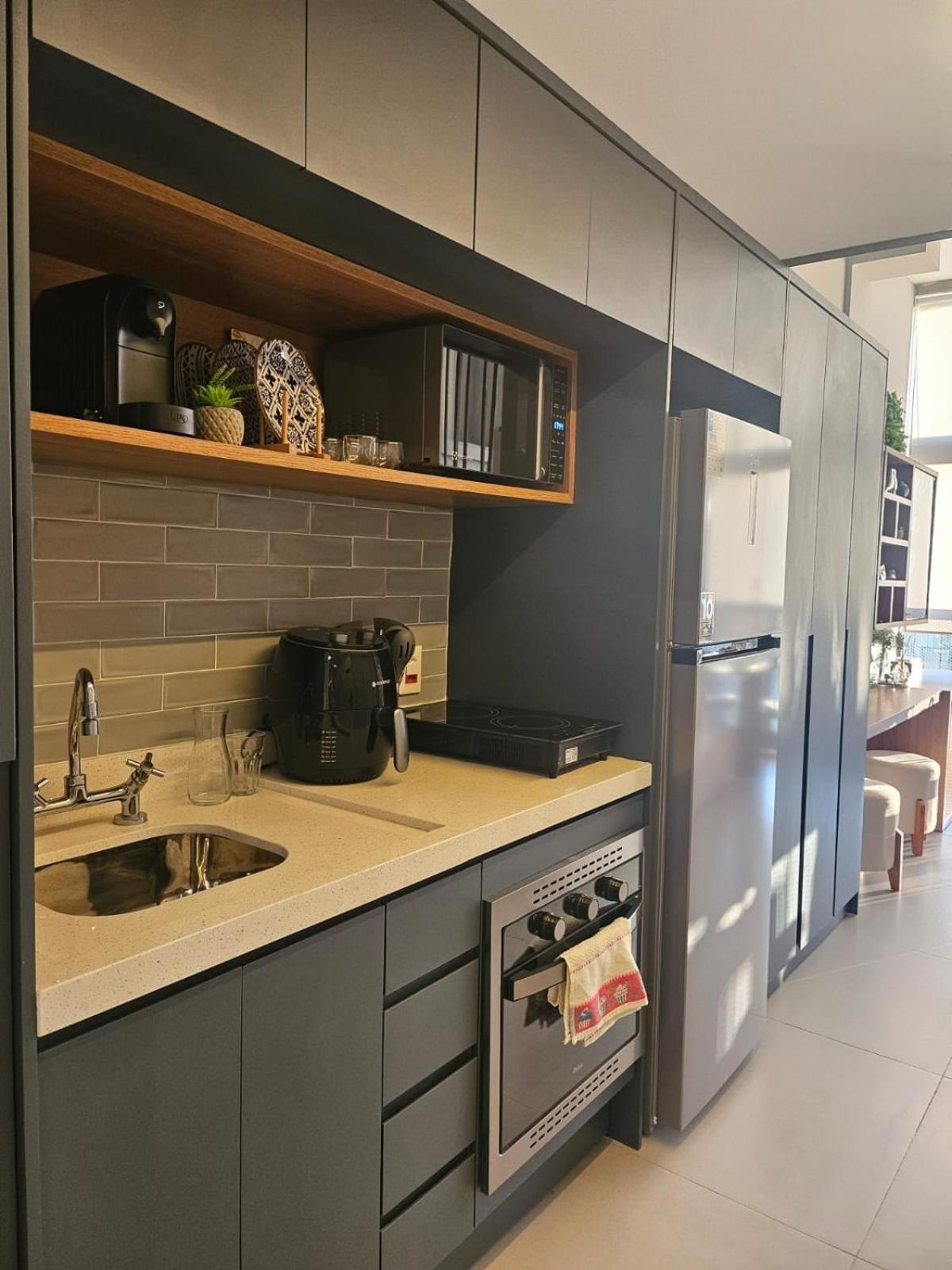 Studio Elegante & Moderno com Mezanino No Coração de Moema