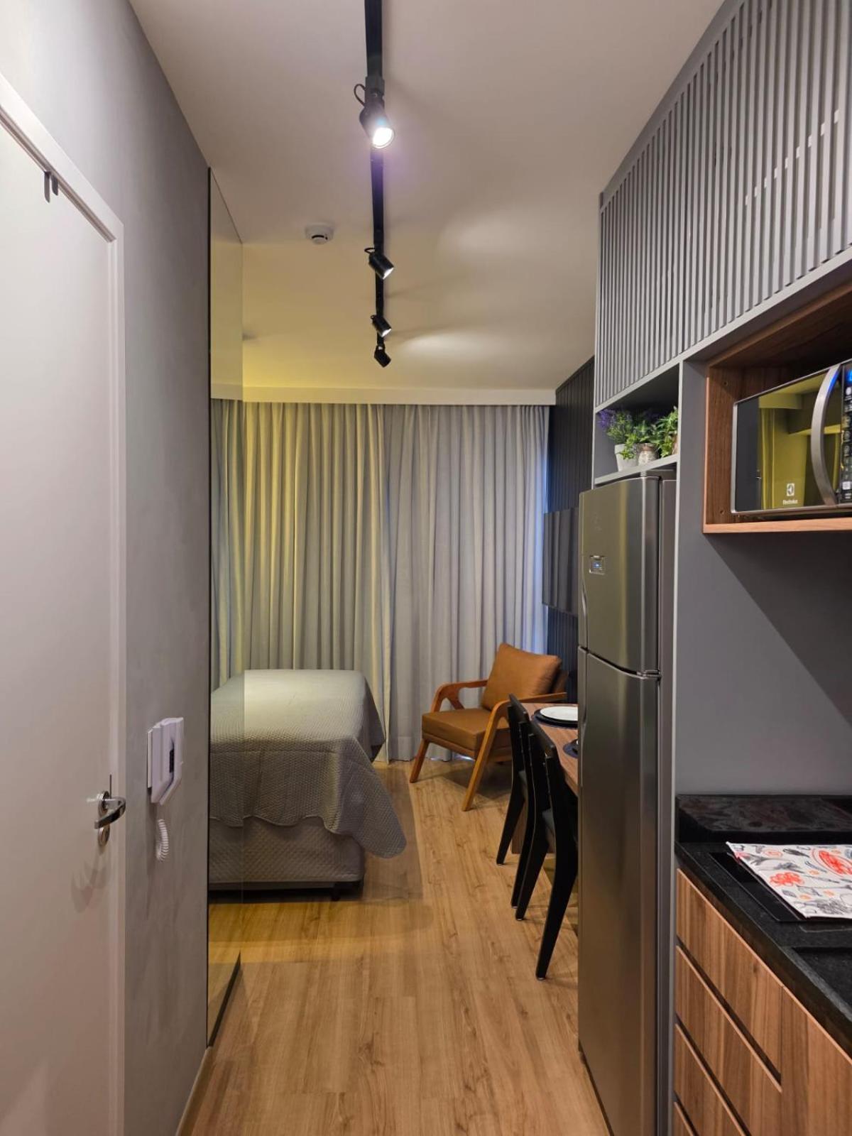 Studio Luxuoso ao lado da USP e Metrô Butantã