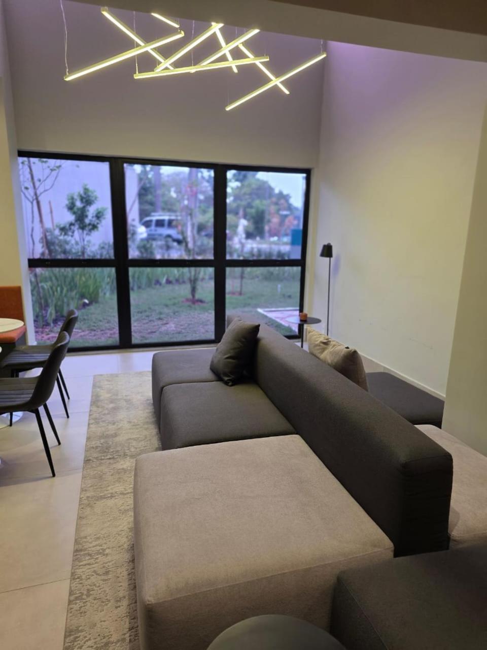 Studio Luxuoso ao lado da USP e Metrô Butantã