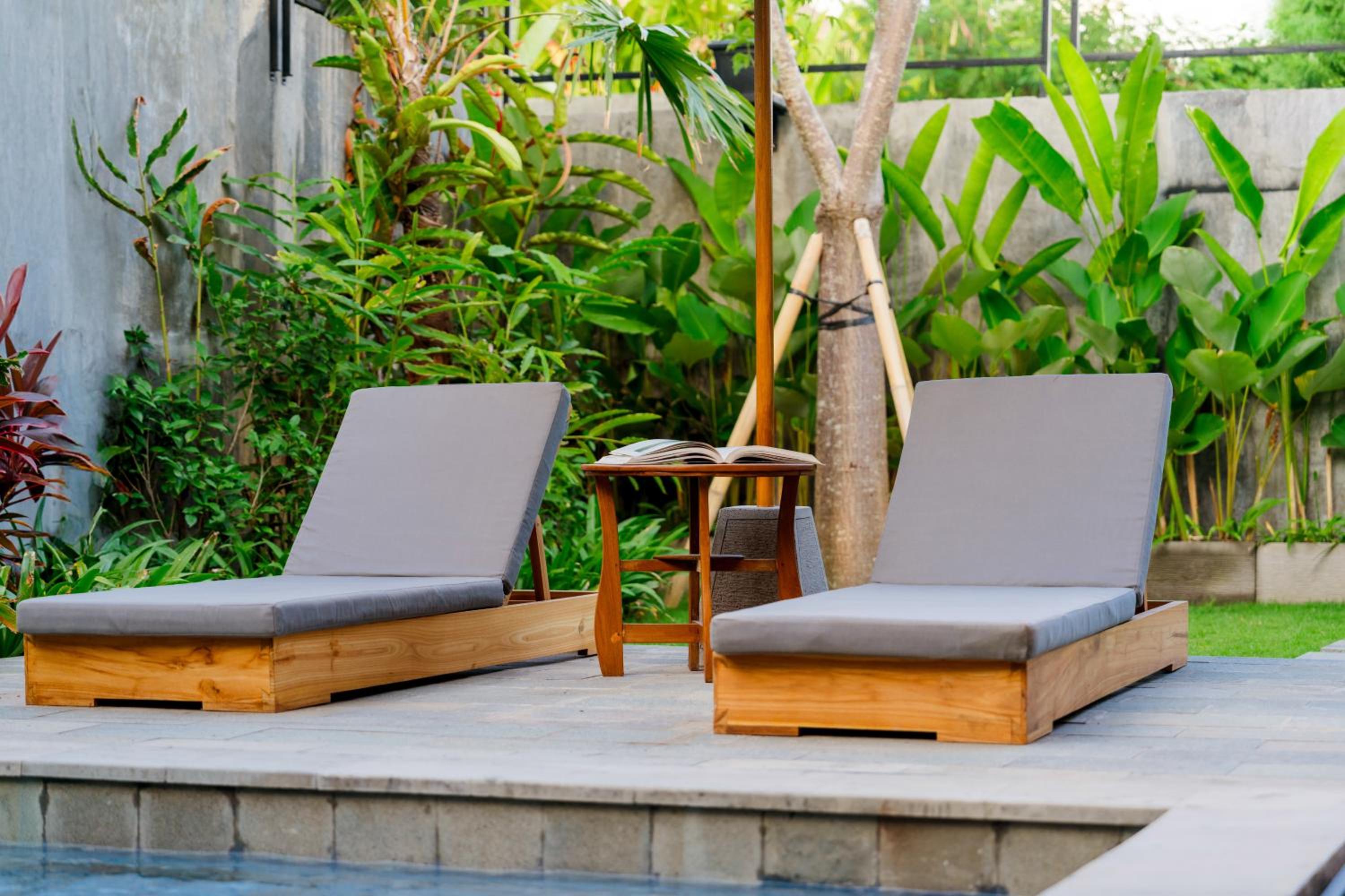 Modern Artistic 5BR Haven in Canggu Berawa
