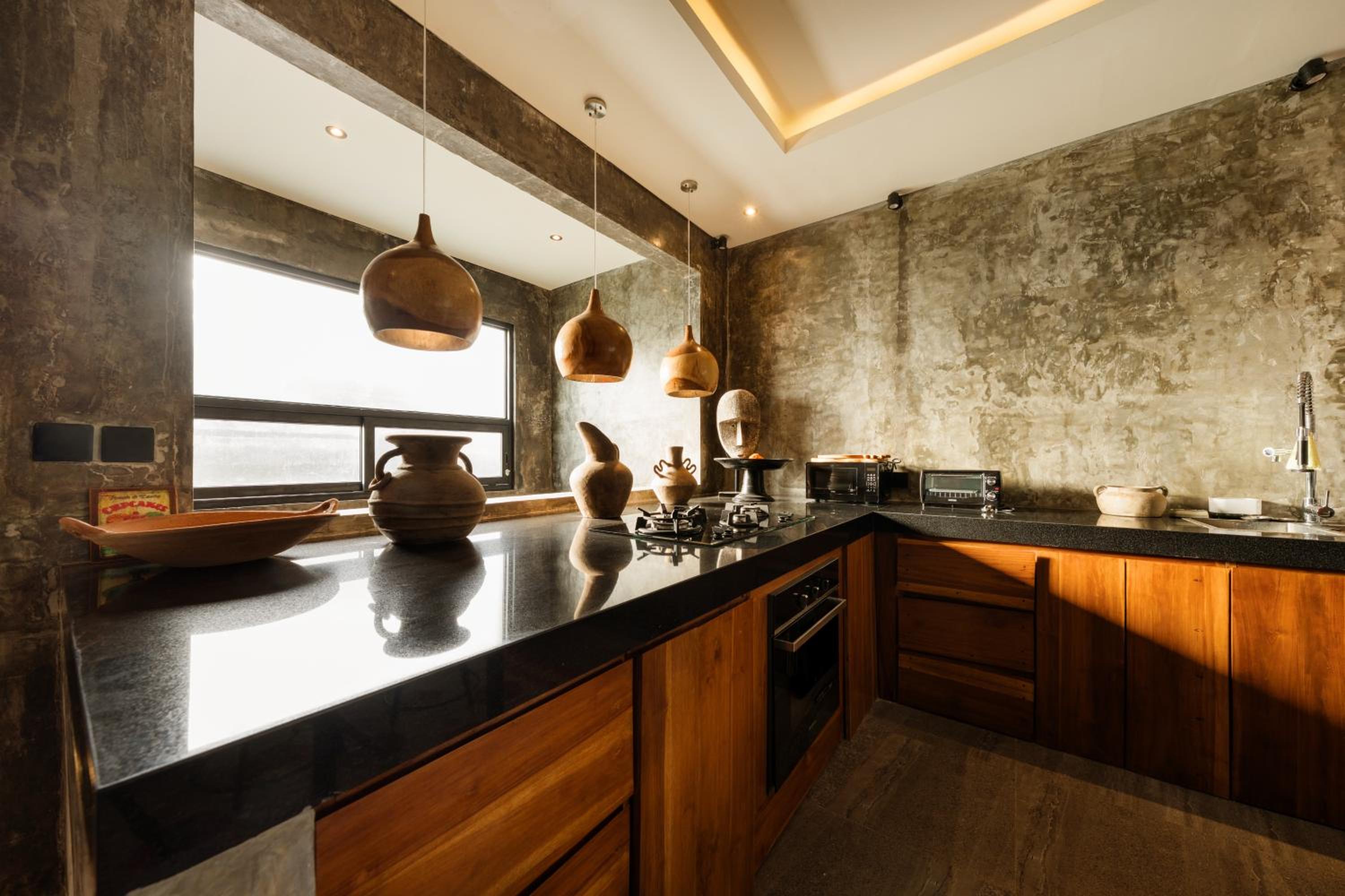 Modern Artistic 5BR Haven in Canggu Berawa