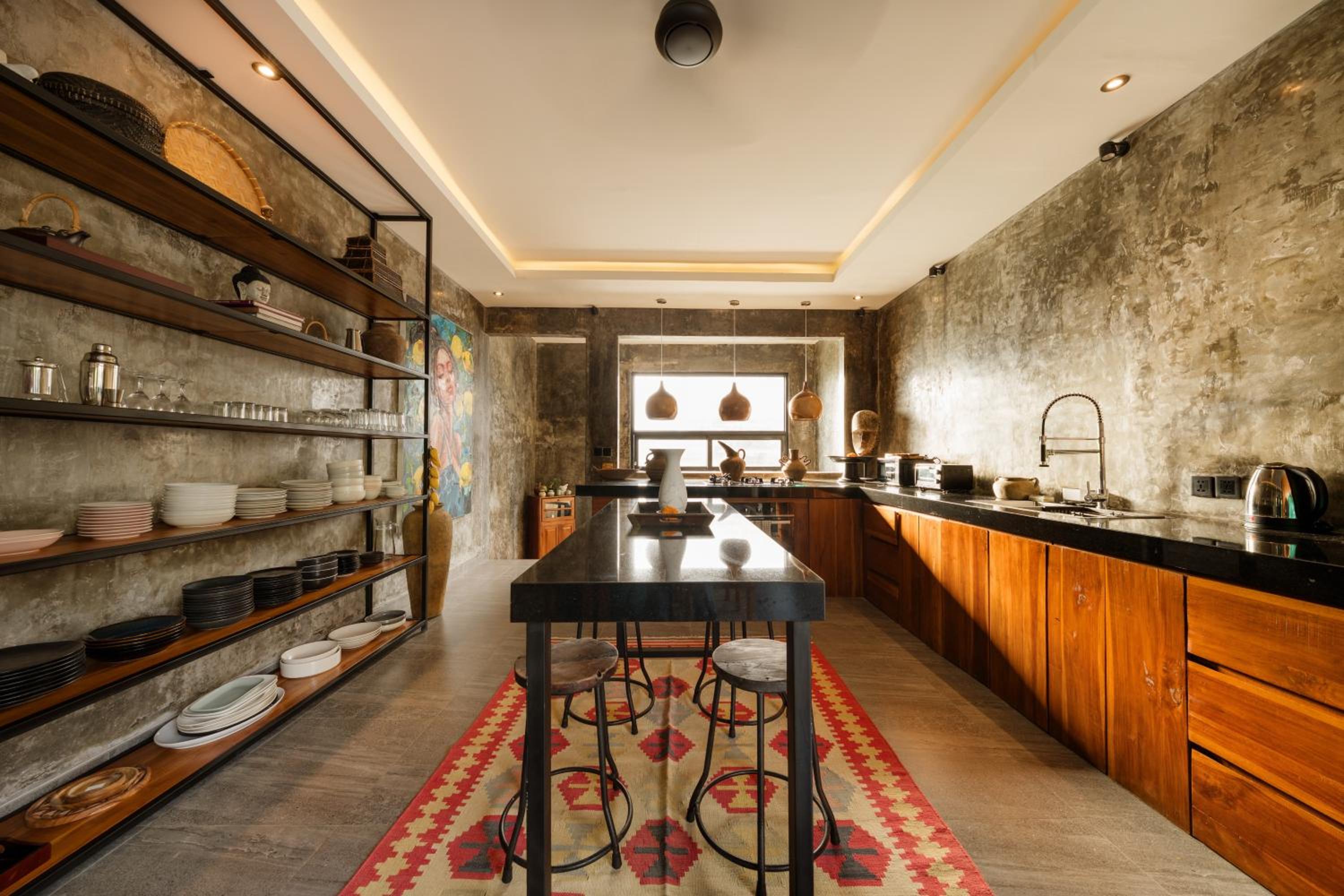 Modern Artistic 5BR Haven in Canggu Berawa