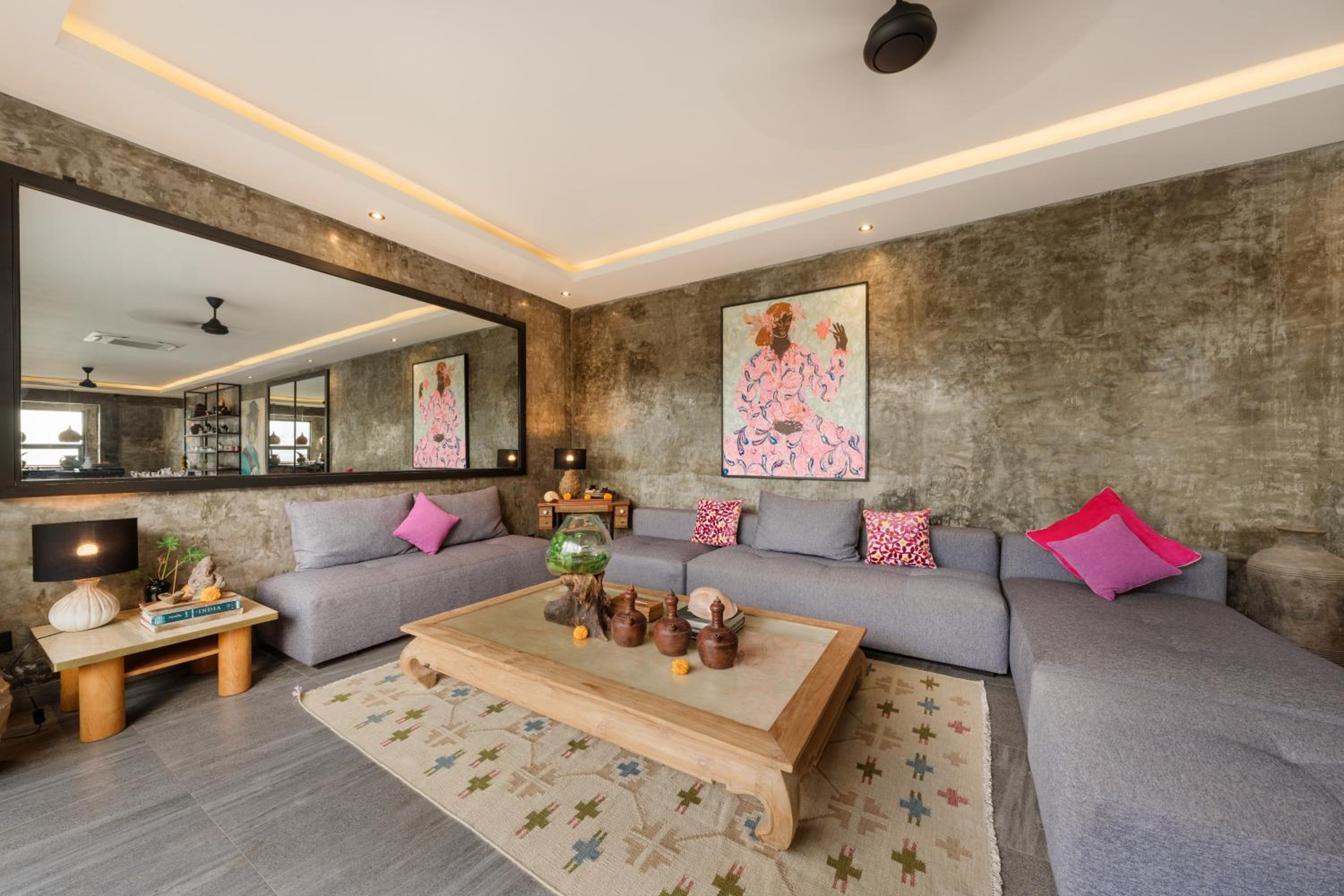 Modern Artistic 5BR Haven in Canggu Berawa