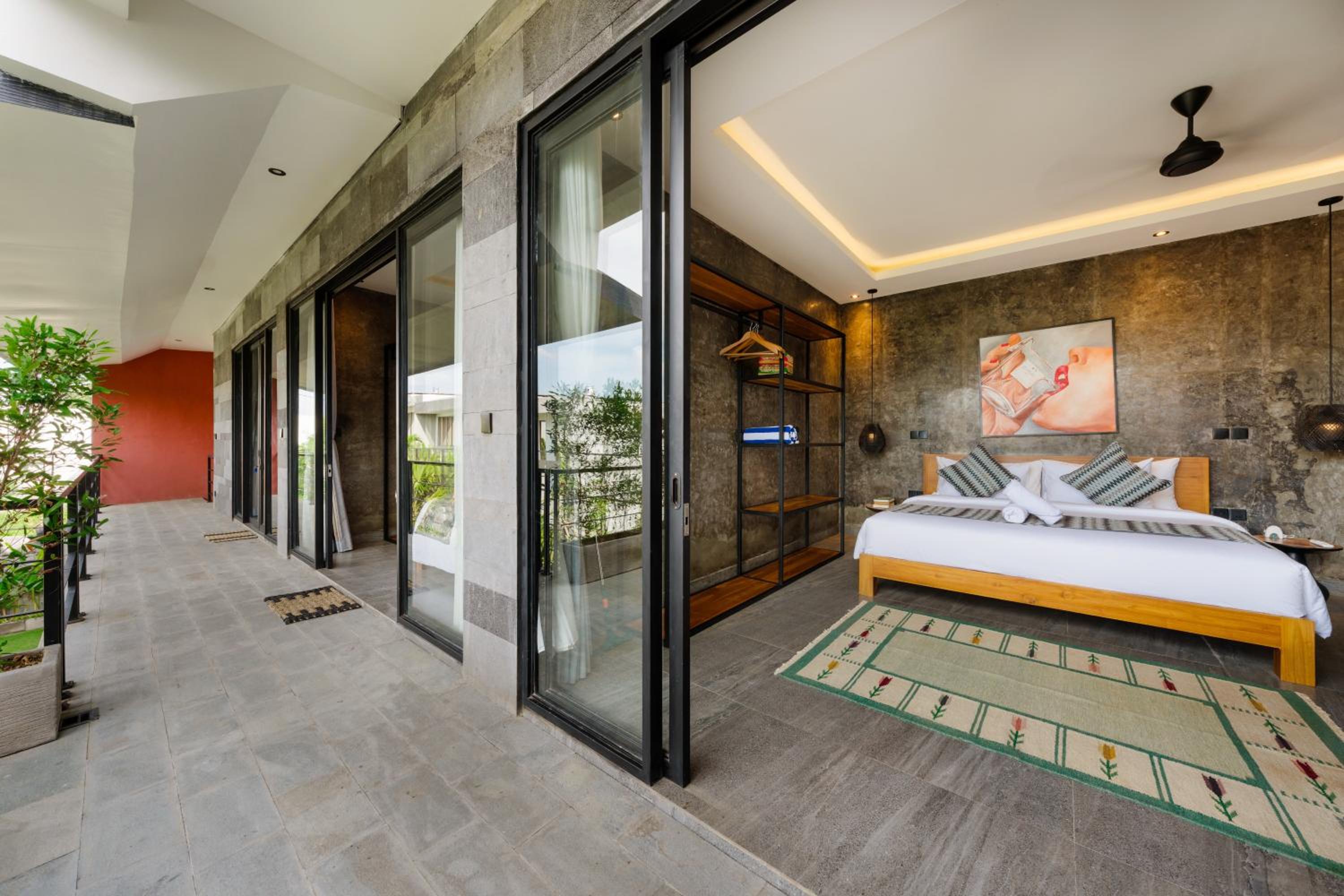 Modern Artistic 5BR Haven in Canggu Berawa