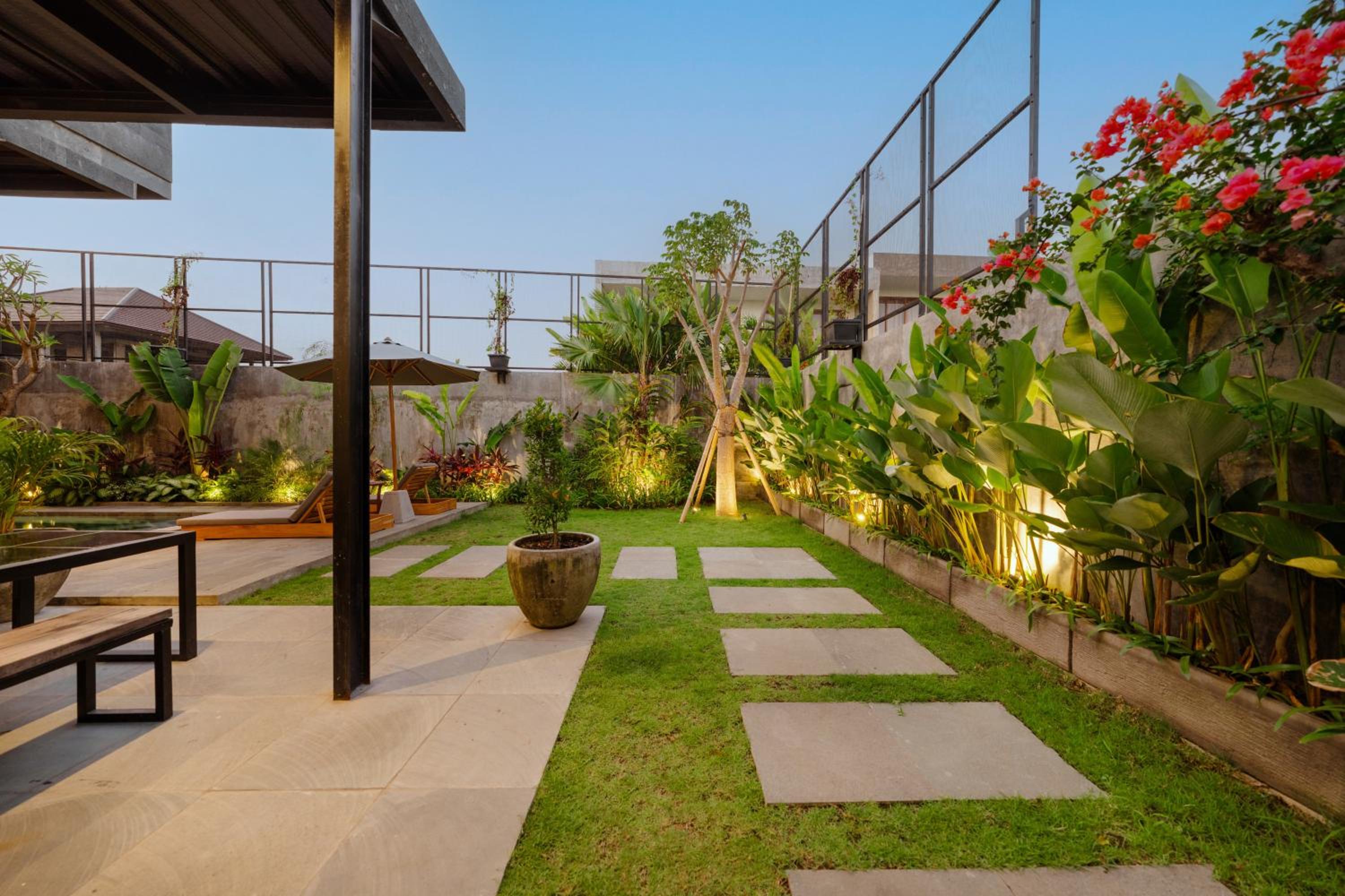 Modern Artistic 5BR Haven in Canggu Berawa