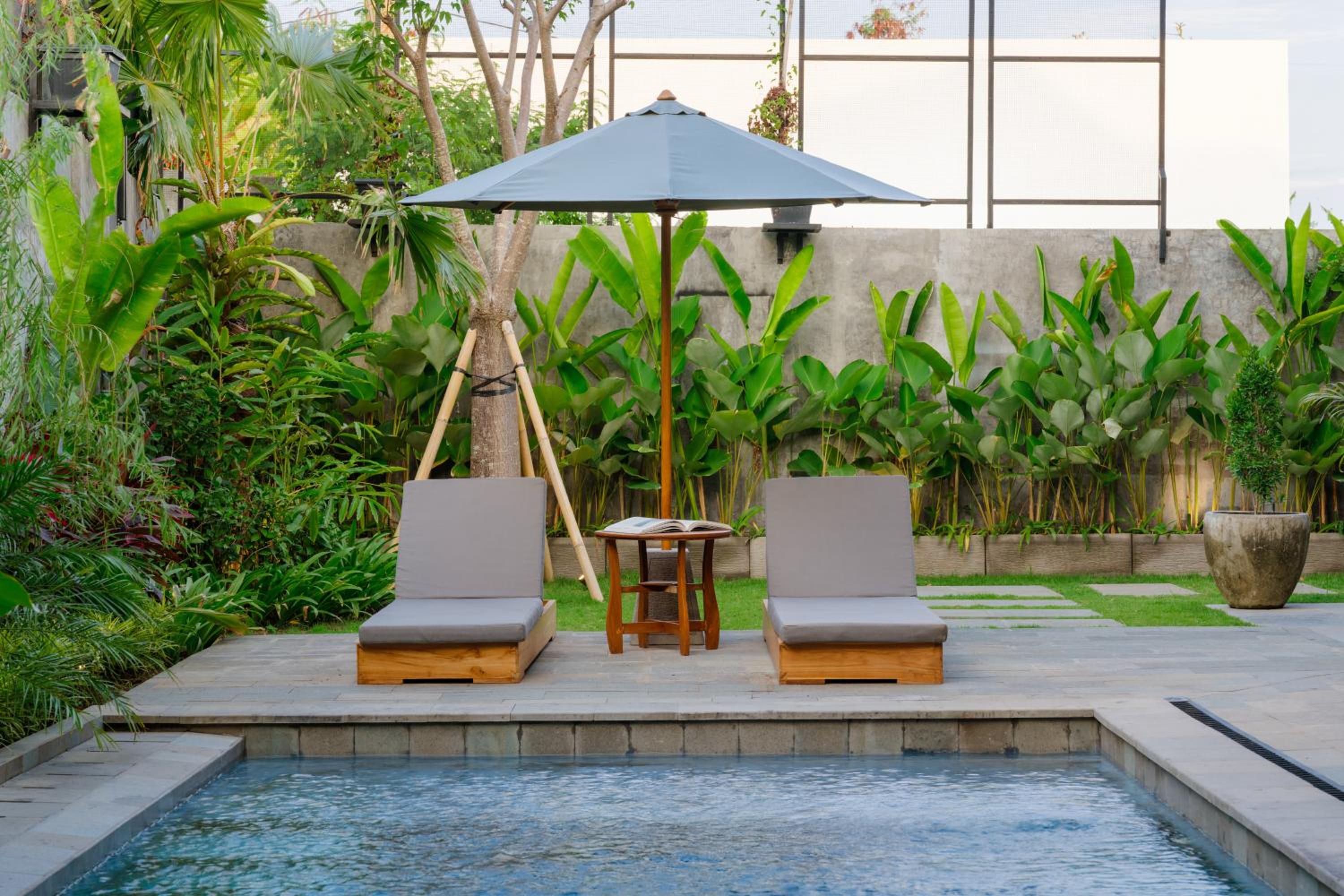 Modern Artistic 5BR Haven in Canggu Berawa