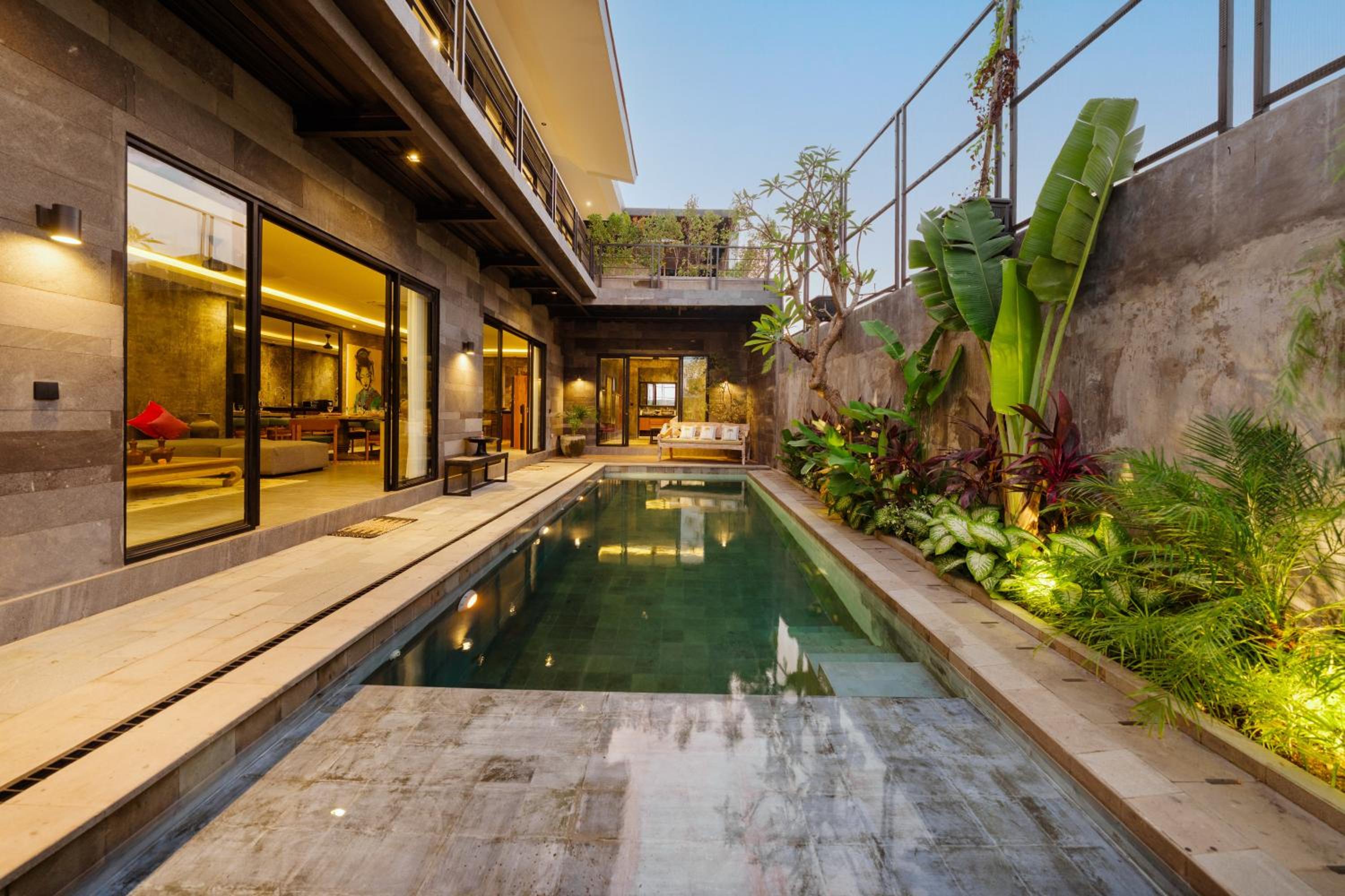 Modern Artistic 5BR Haven in Canggu Berawa