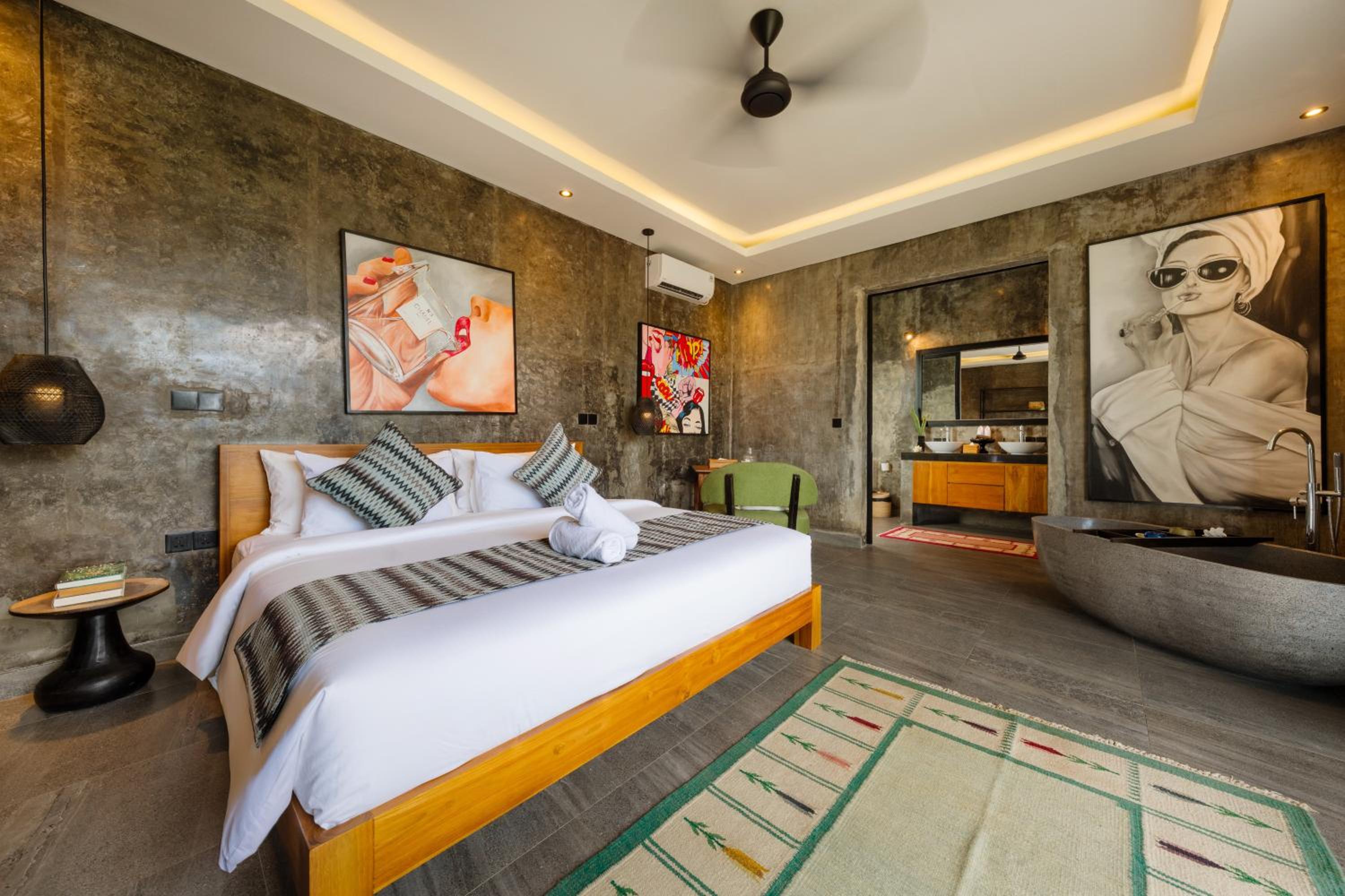 Modern Artistic 5BR Haven in Canggu Berawa