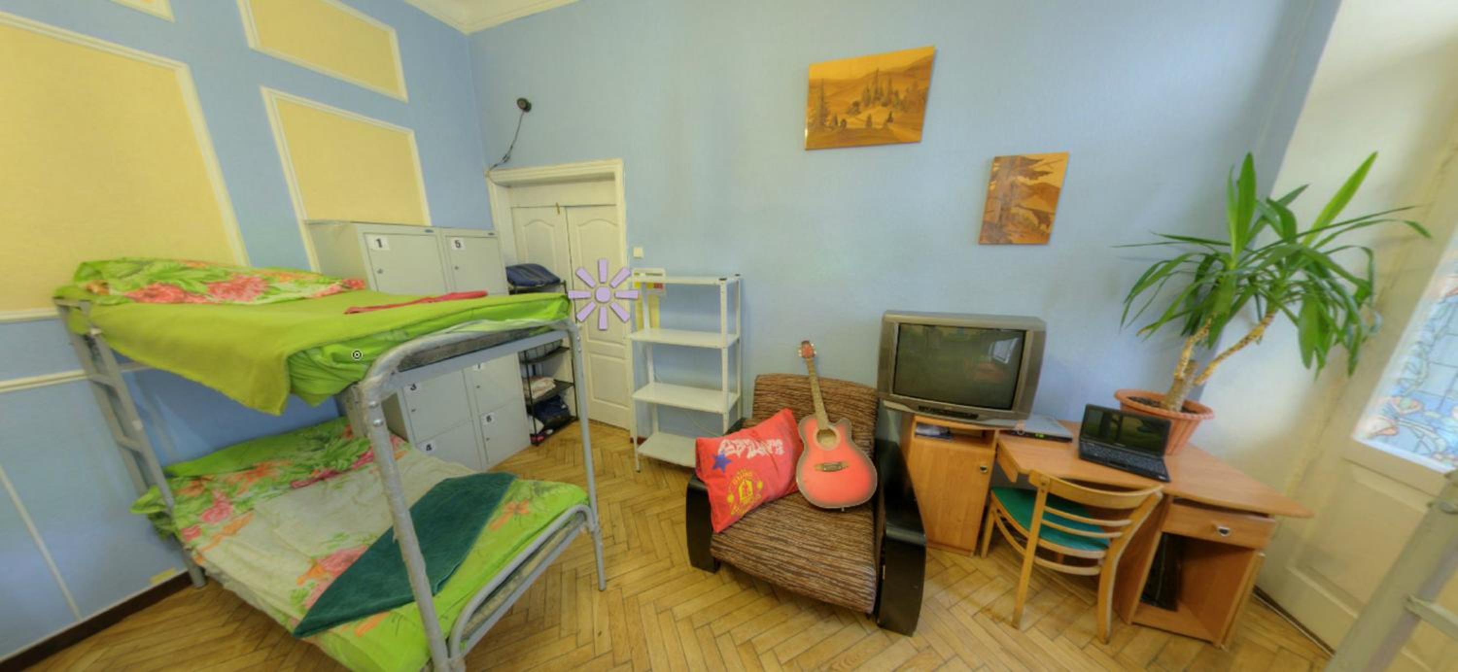 Photo 10