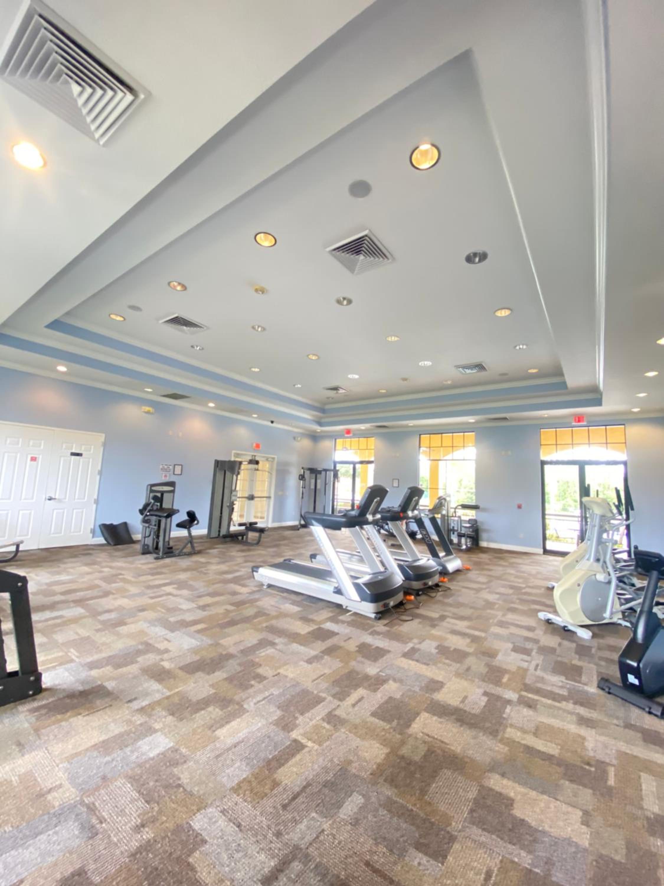 Modern Tropical Family Retreat near Legoland, Disney, Universal and Bok Towers