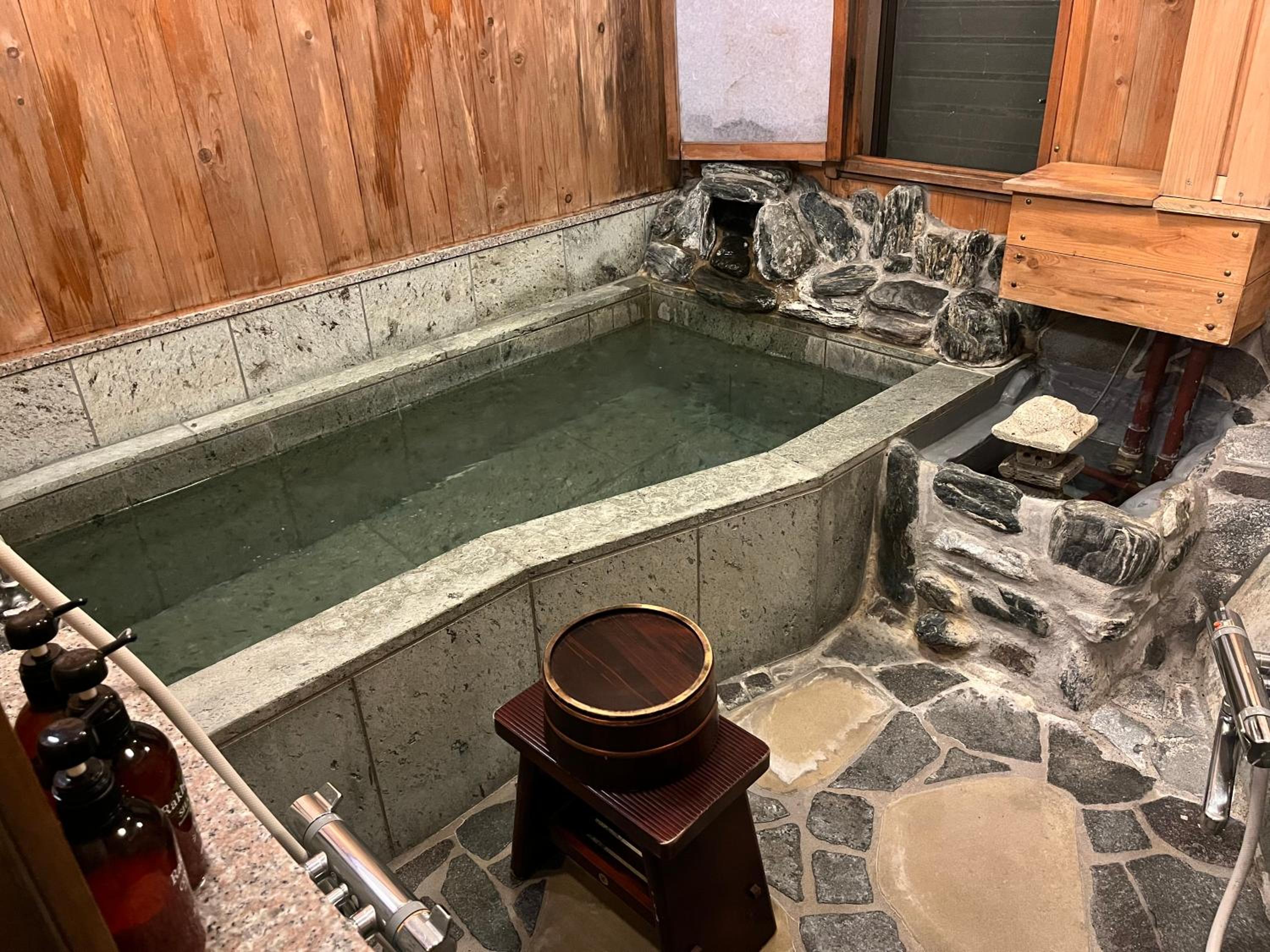 民話の宿荒澤屋旅館 Atasawaya Ryokkan, a inn of folk tales