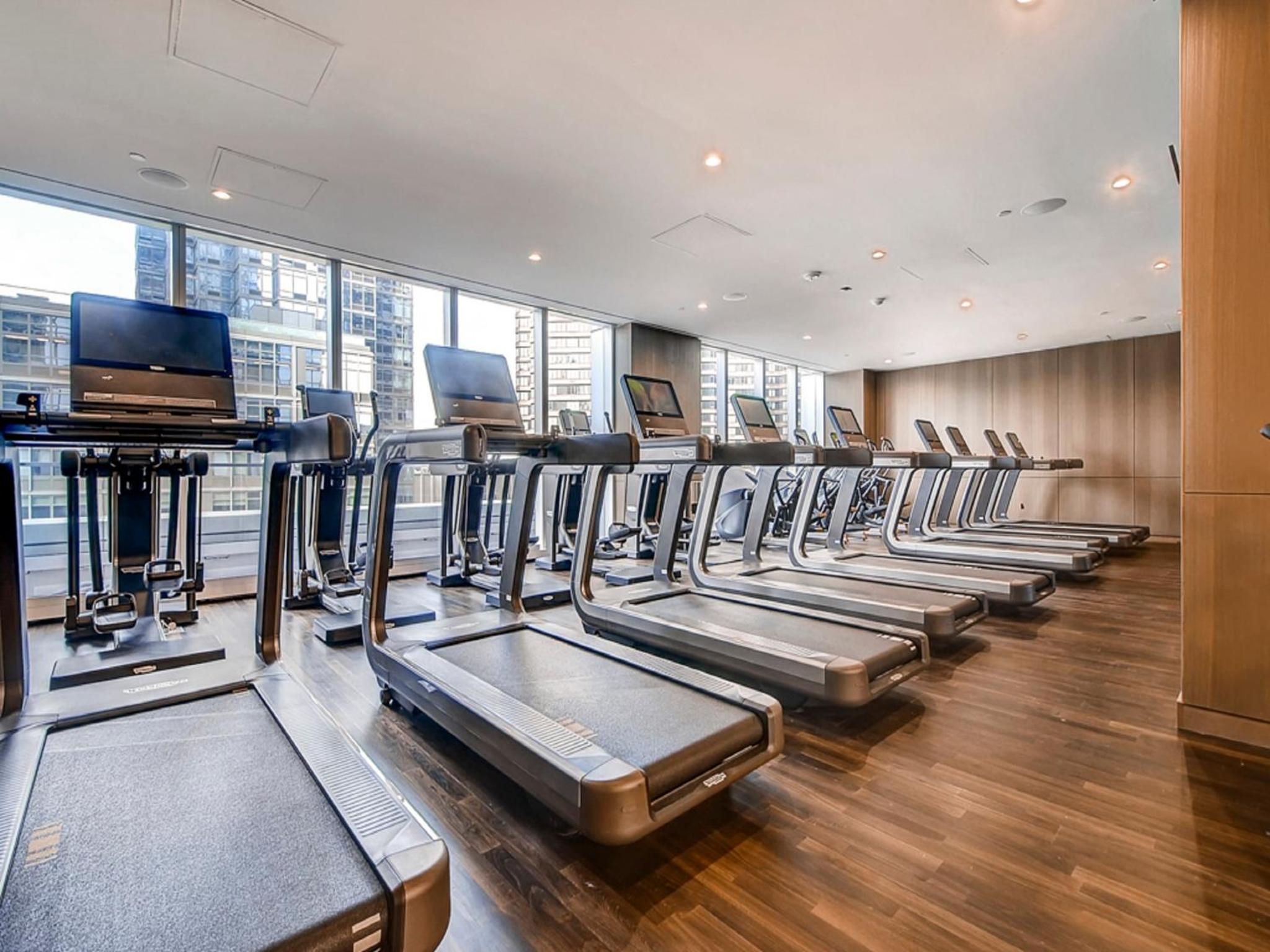 Global Luxury Suites at Sky