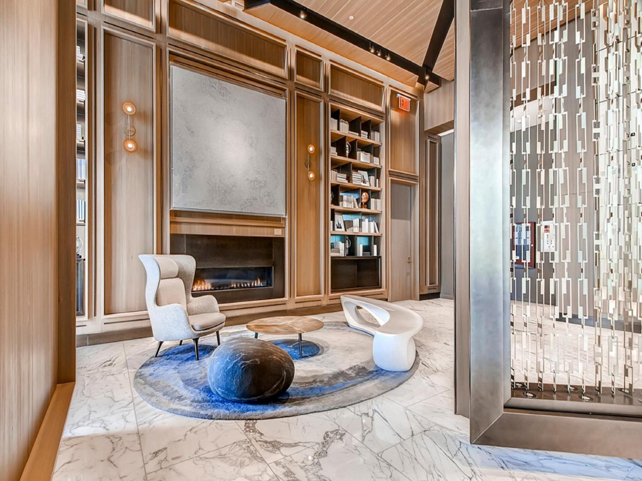 Global Luxury Suites at Sky