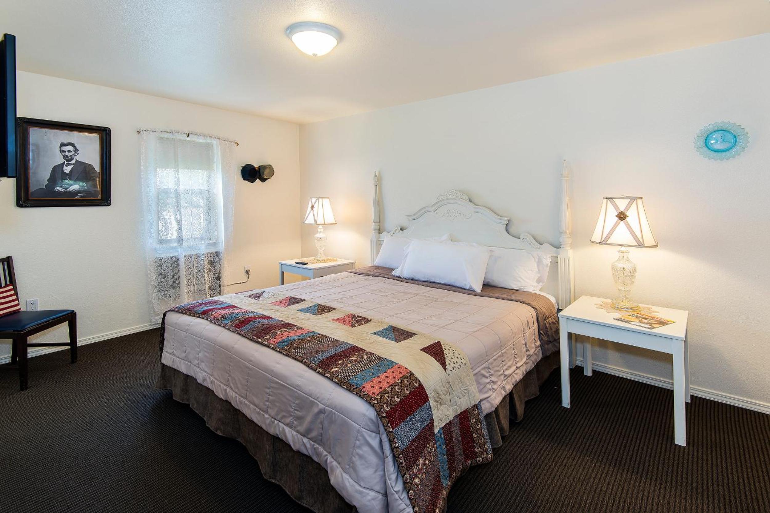 Virginia City Inn - Property Image 30