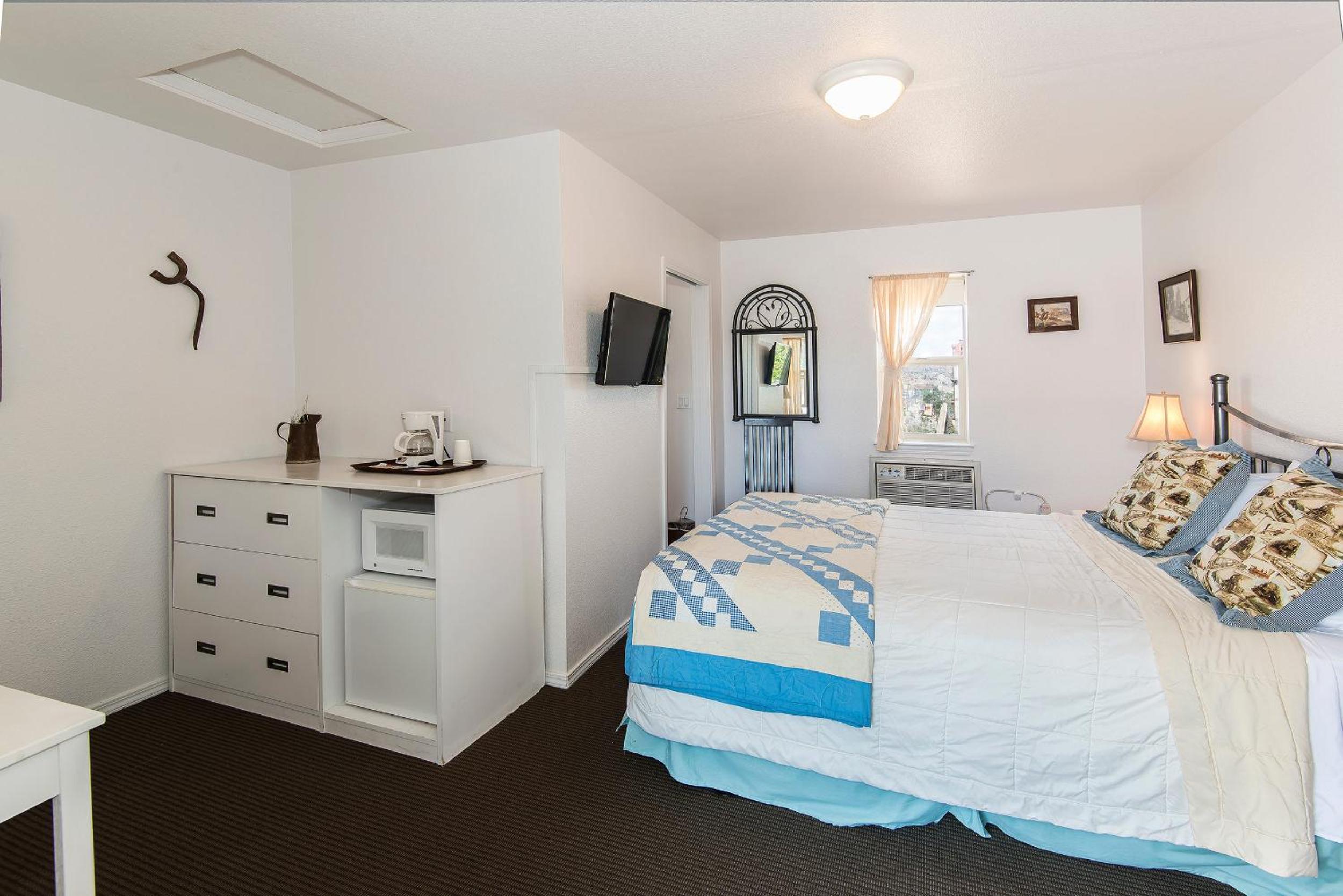 Virginia City Inn - Property Image 38