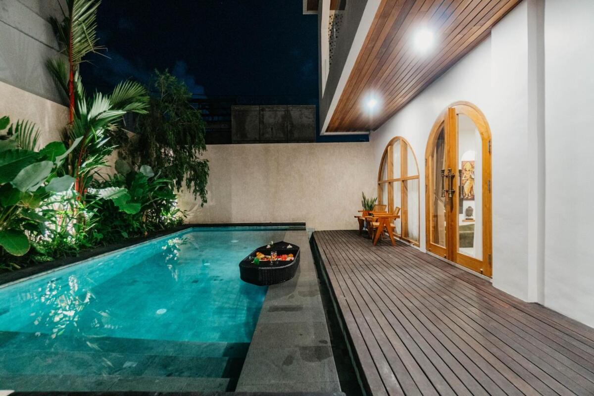 Villa Bens Luxury - 3BR Villa in Kerobokan