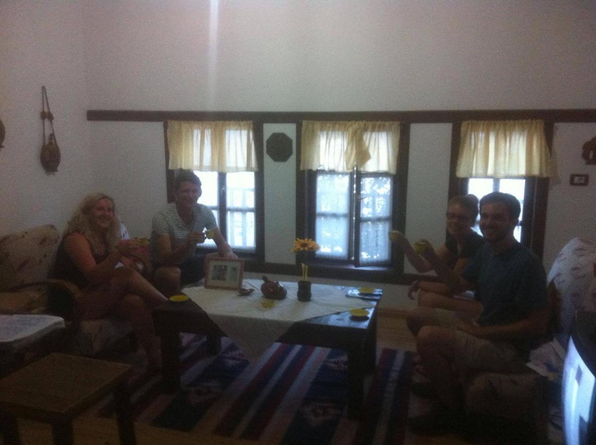 Hostel Mangalem