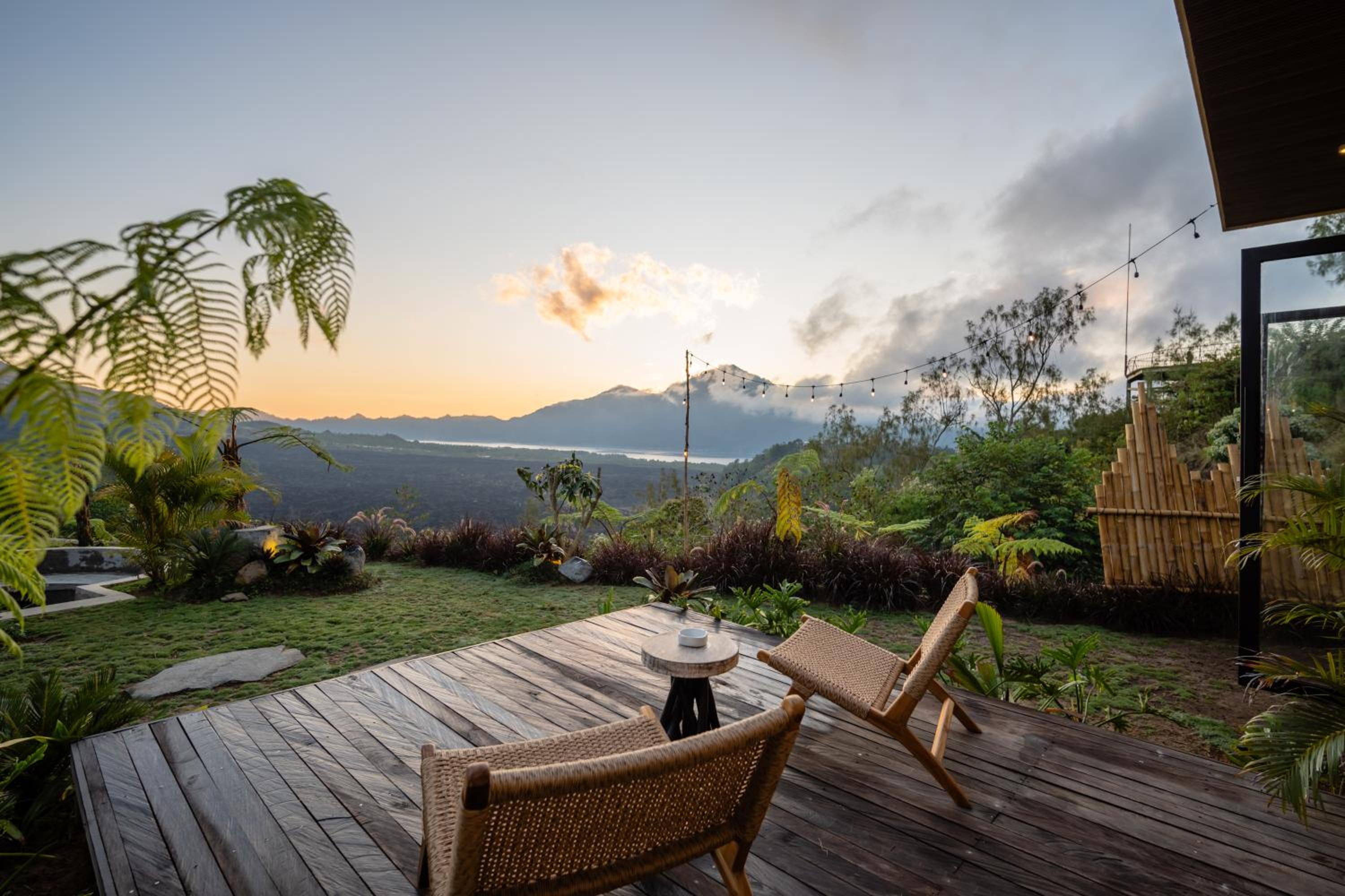 Stone Ridge Kintamani
