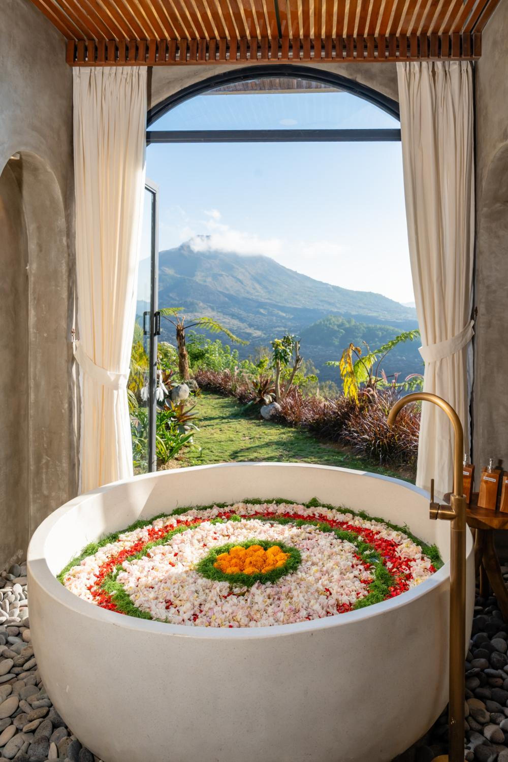 Stone Ridge Kintamani