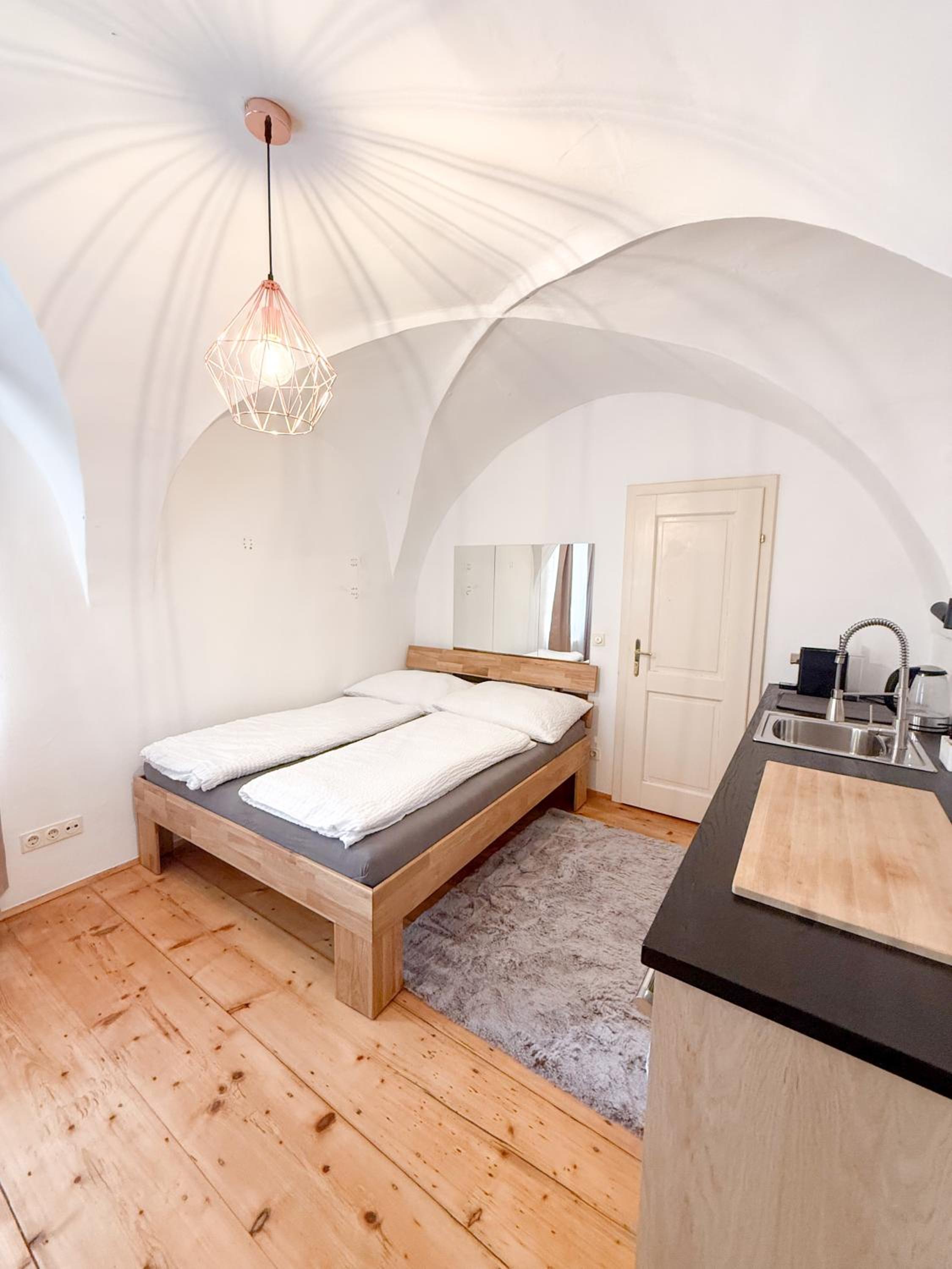 Danube Holiday Homes Studio - Top 2
