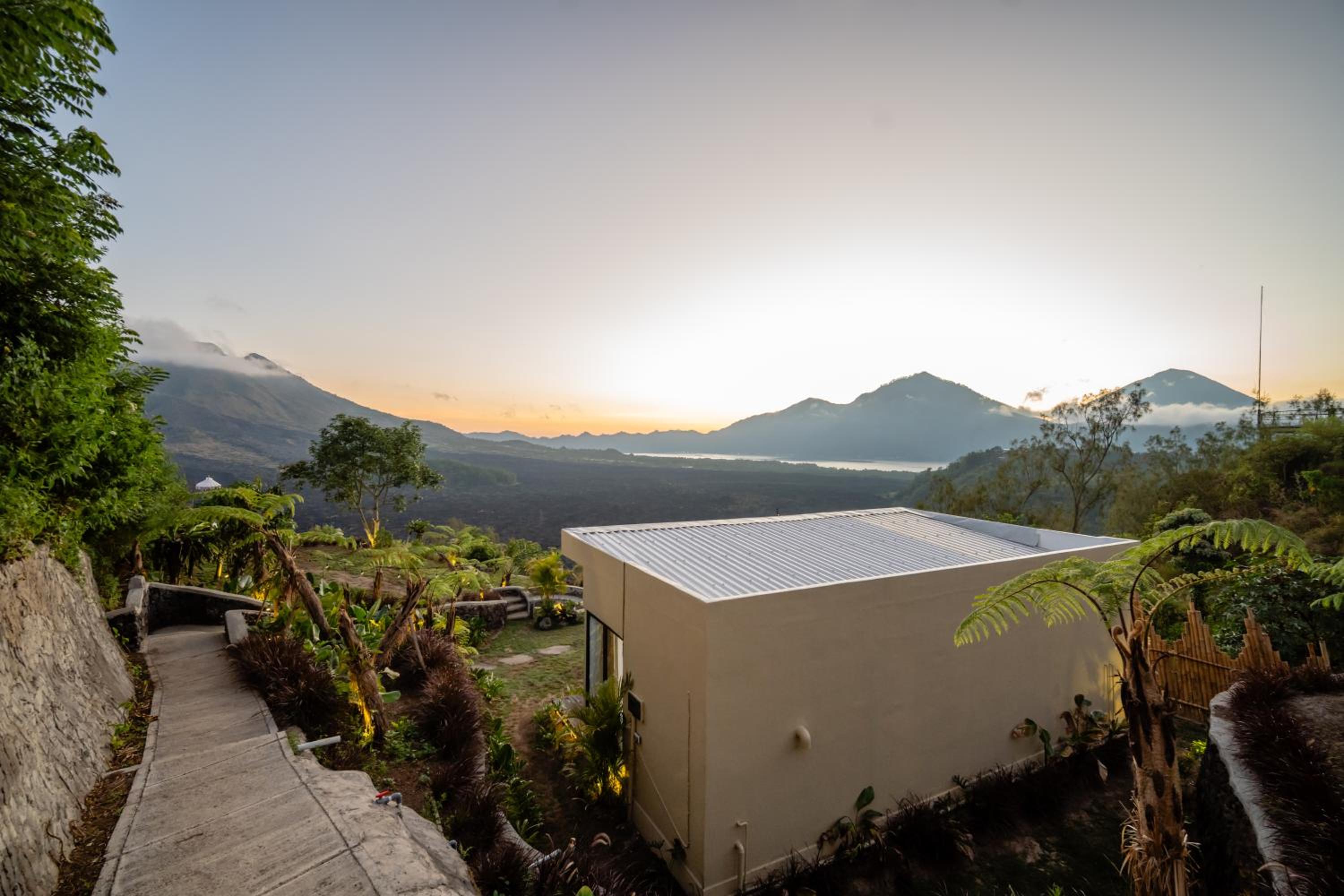 Stone Ridge Kintamani
